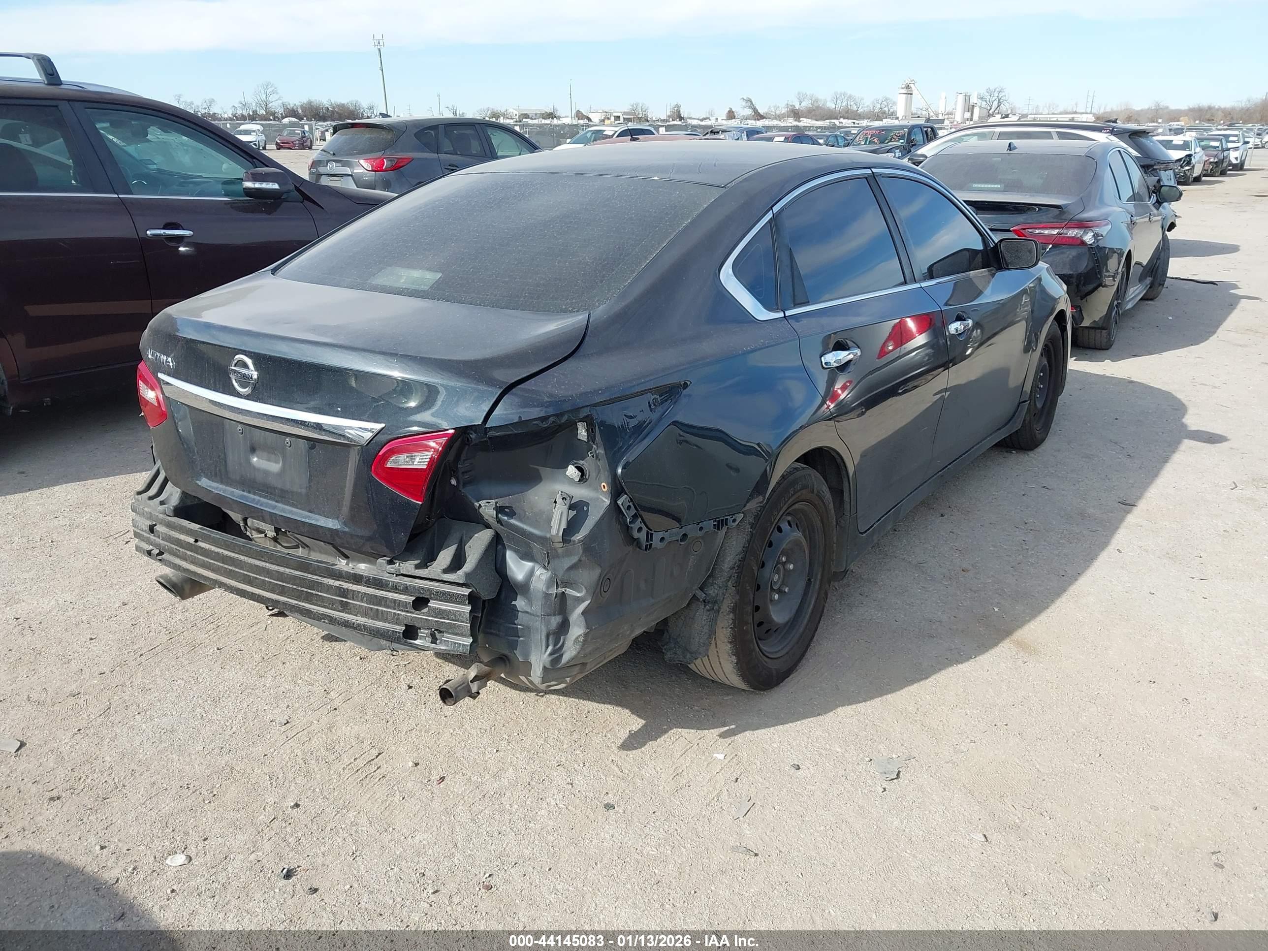 NISSAN ALTIMA image 4