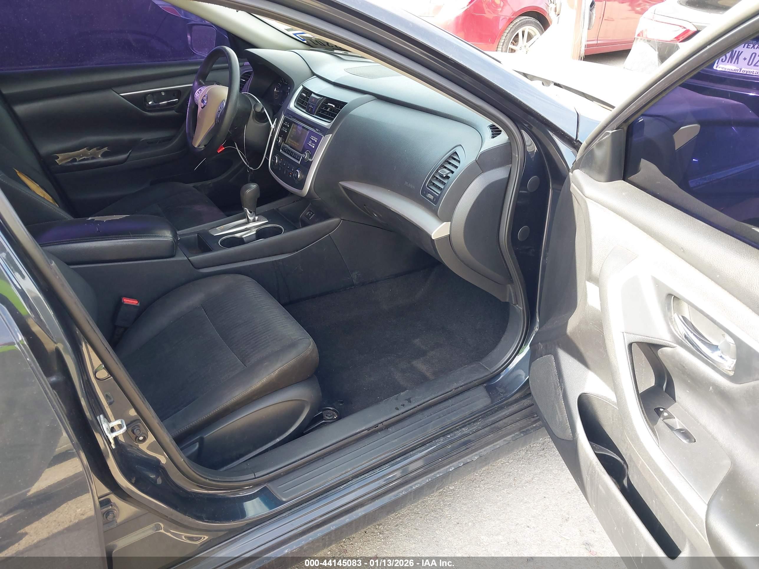 NISSAN ALTIMA image 5