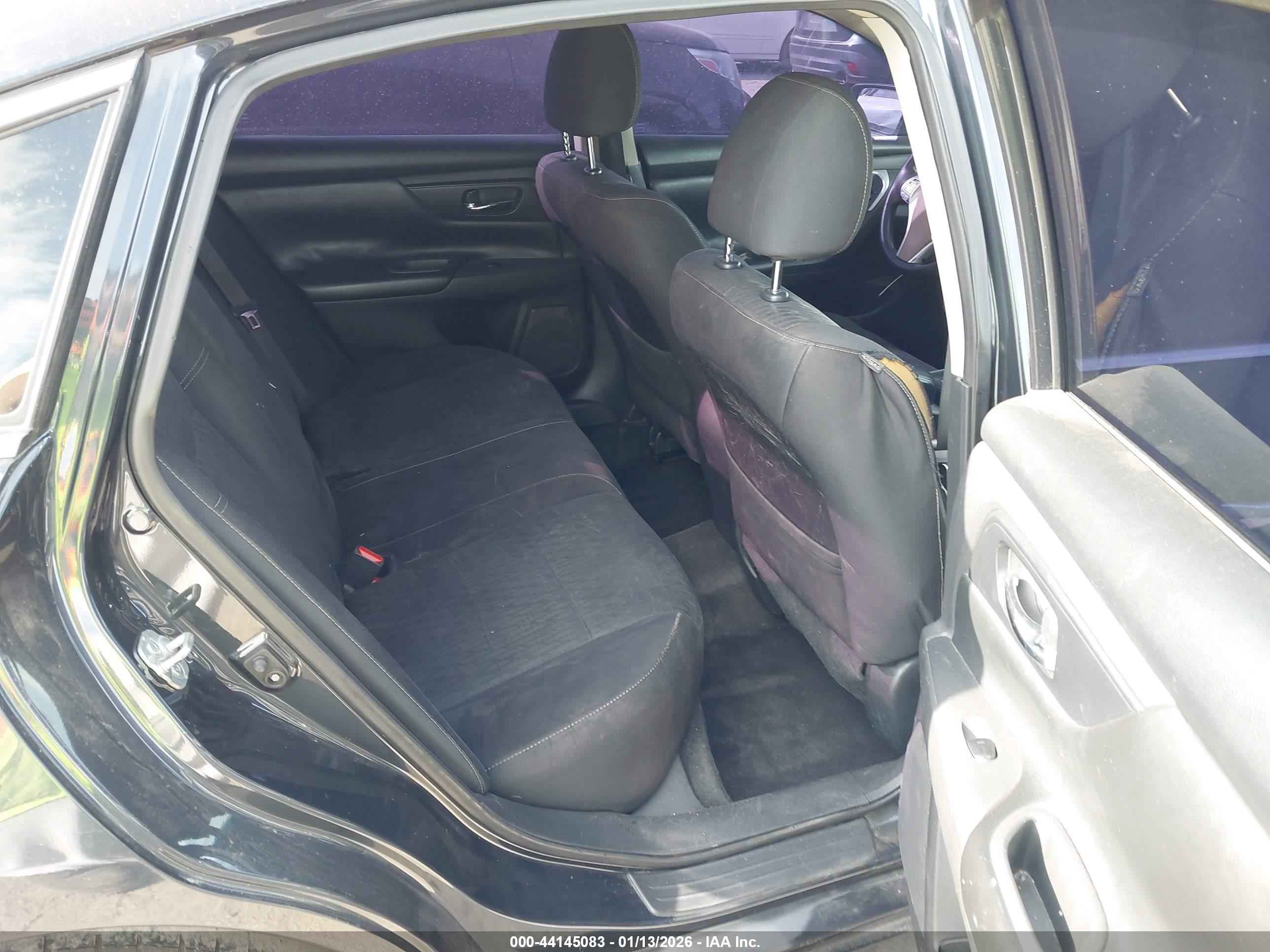 NISSAN ALTIMA image 8