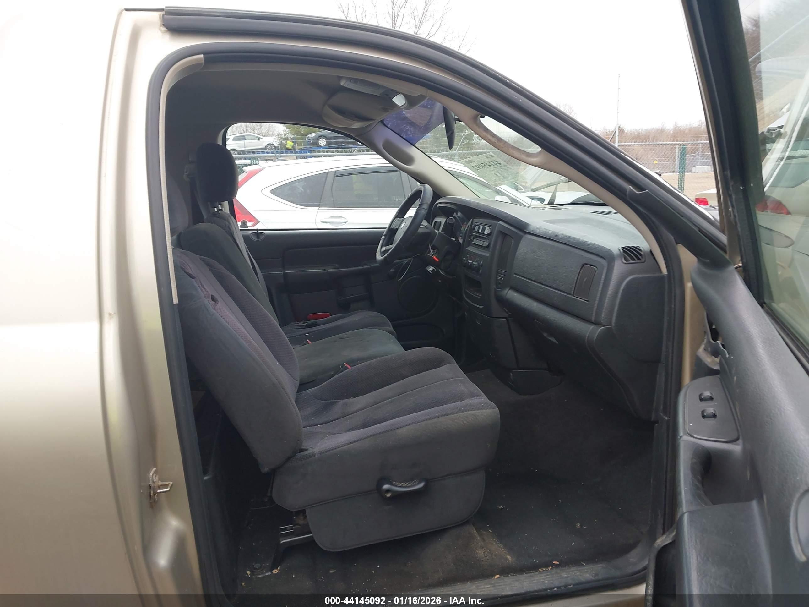 DODGE RAM image 5