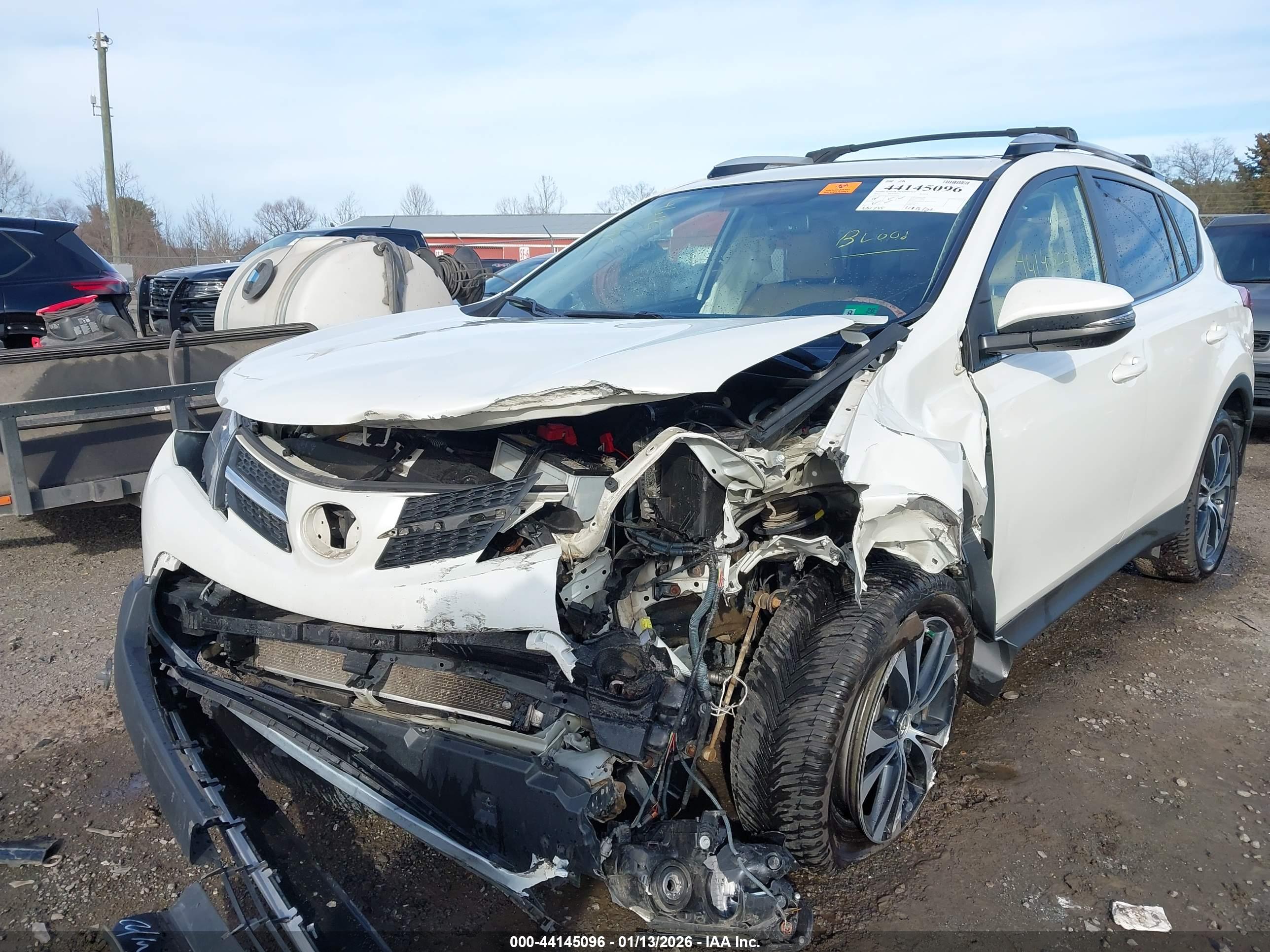 TOYOTA RAV4 image 6