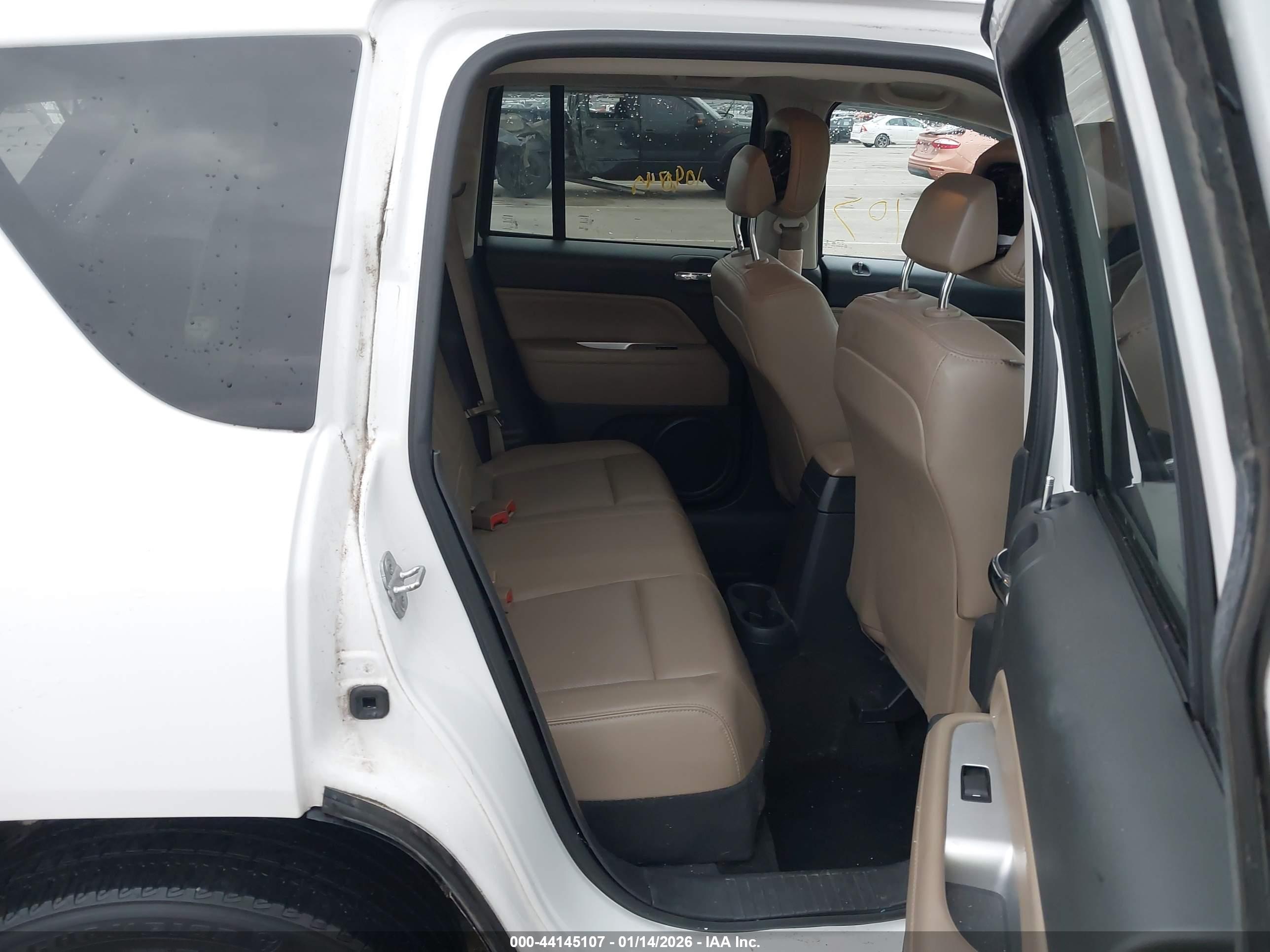 JEEP COMPASS image 8