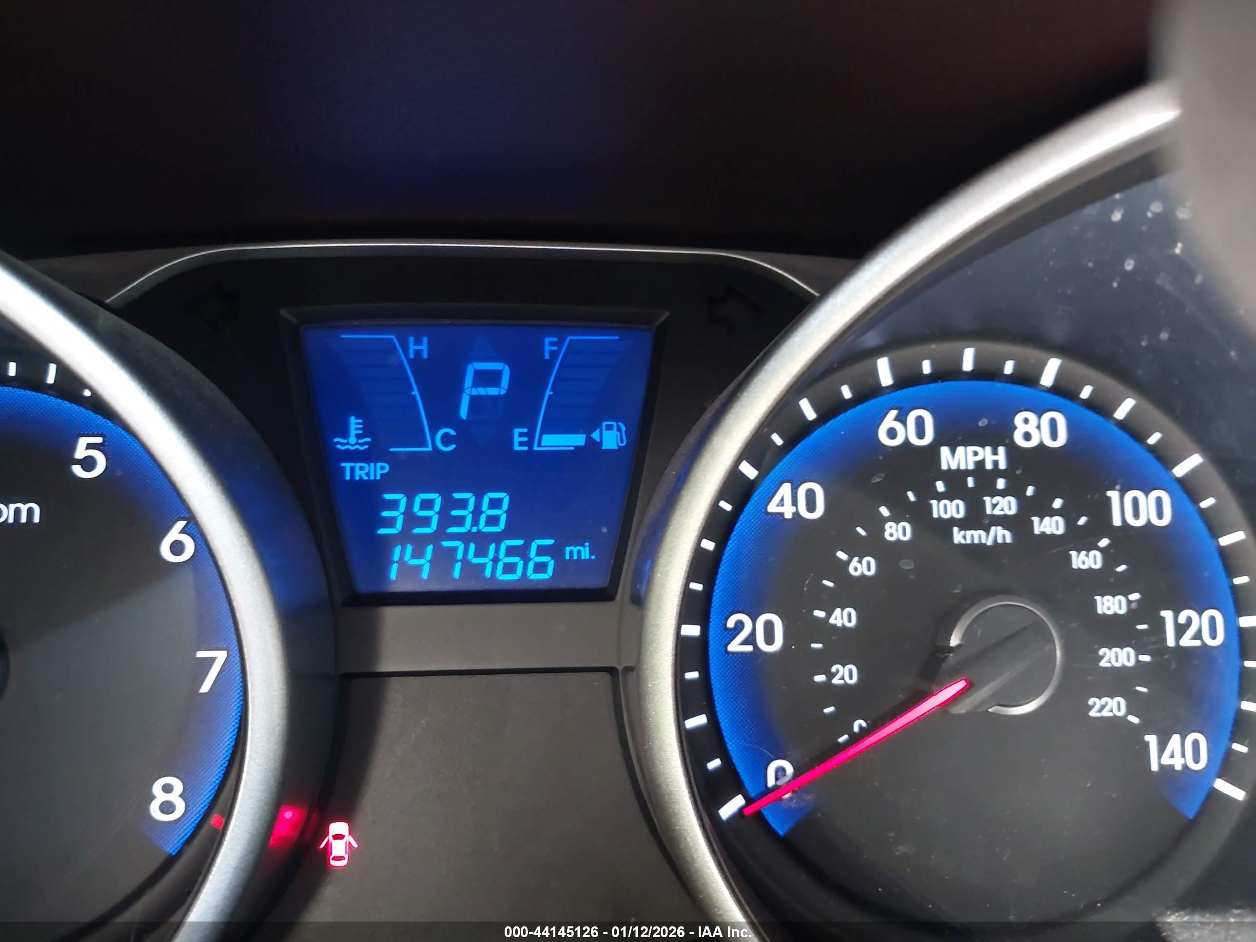 HYUNDAI TUCSON image 7
