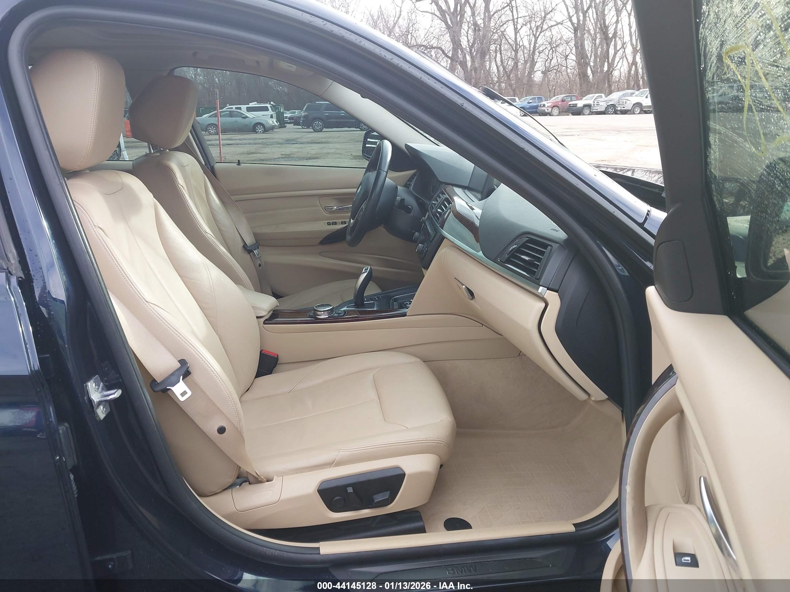 BMW 328I image 5