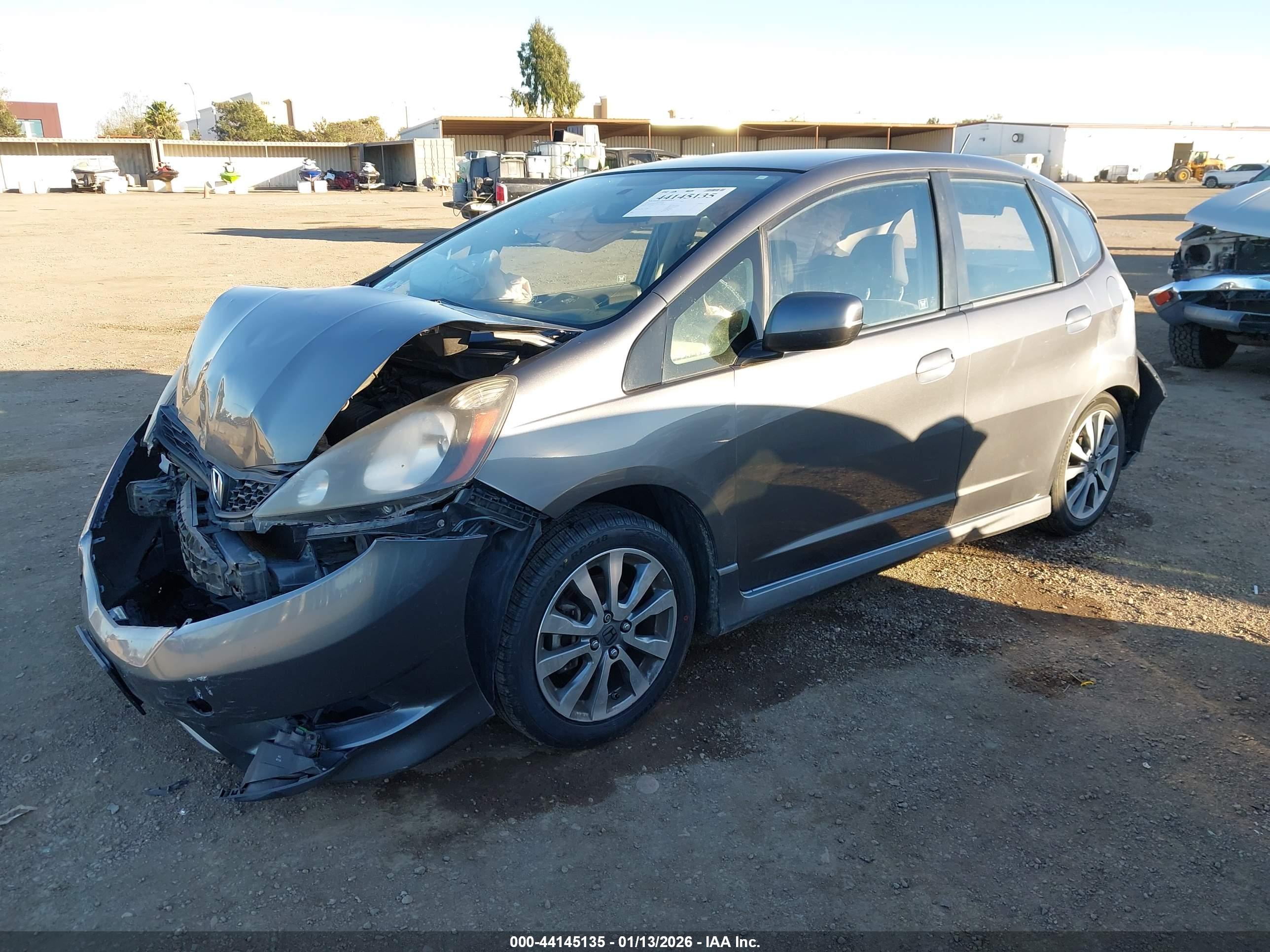HONDA FIT image 2