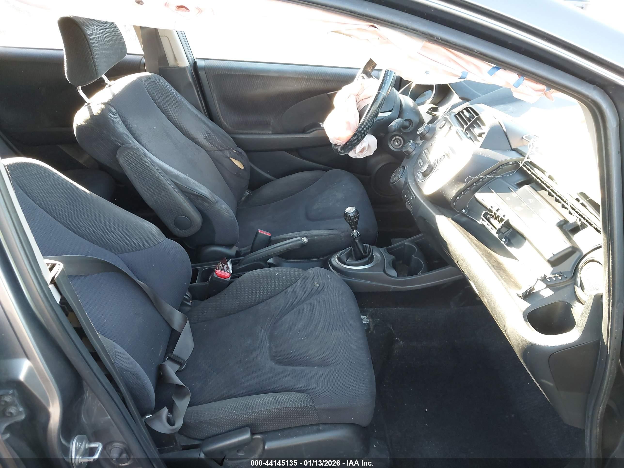 HONDA FIT image 5