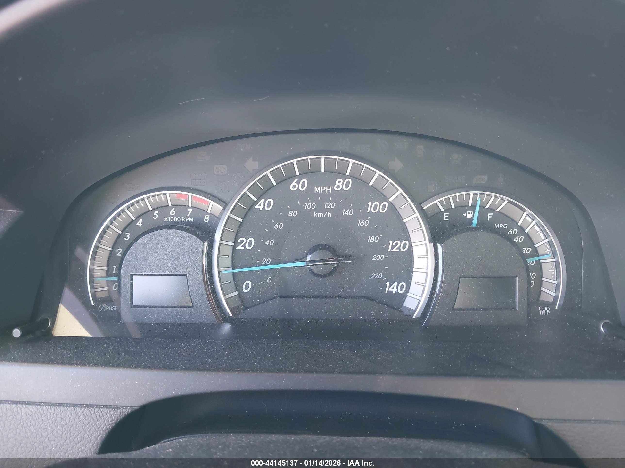 TOYOTA CAMRY image 7