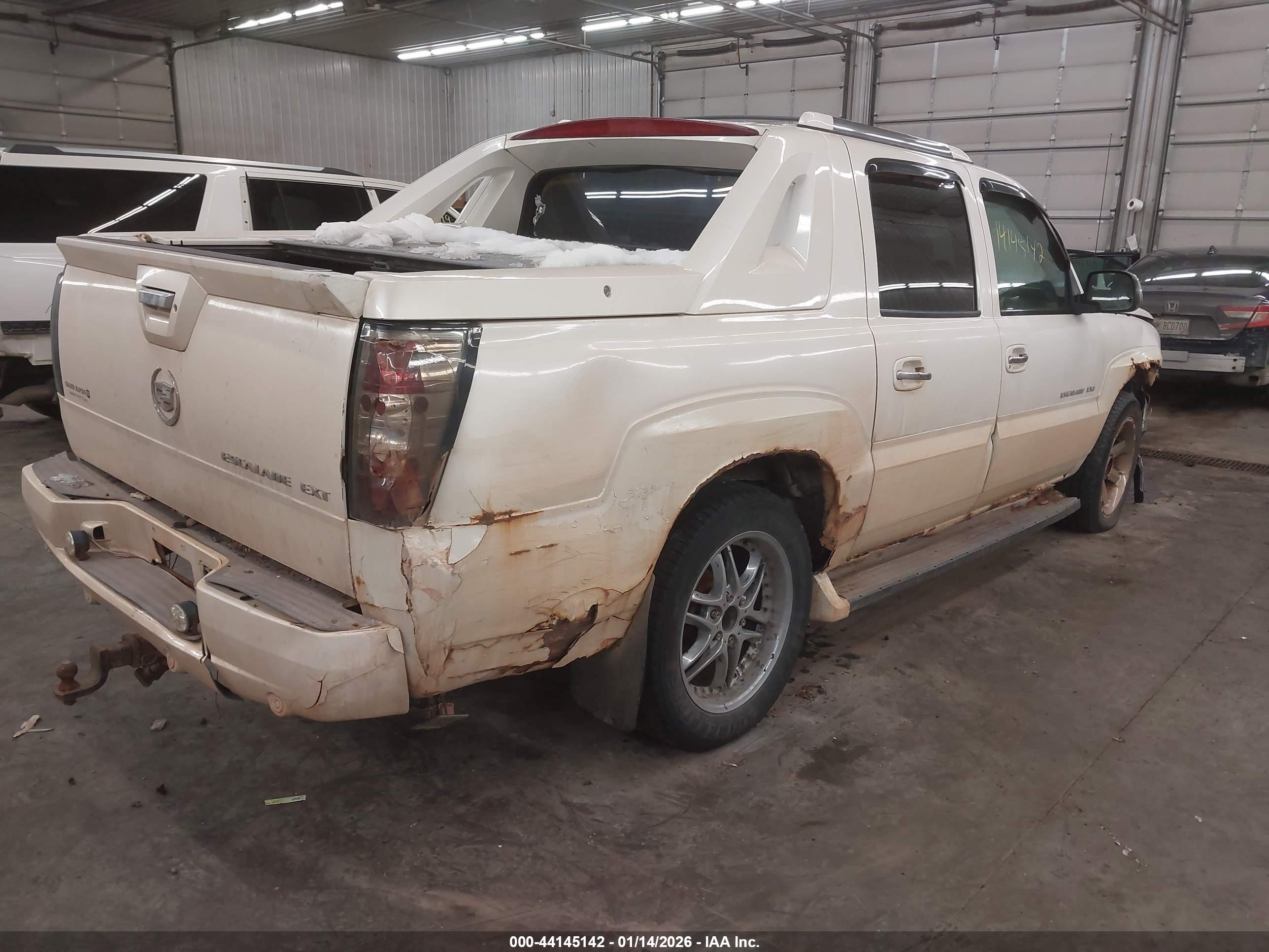 CADILLAC ESCALADE image 4
