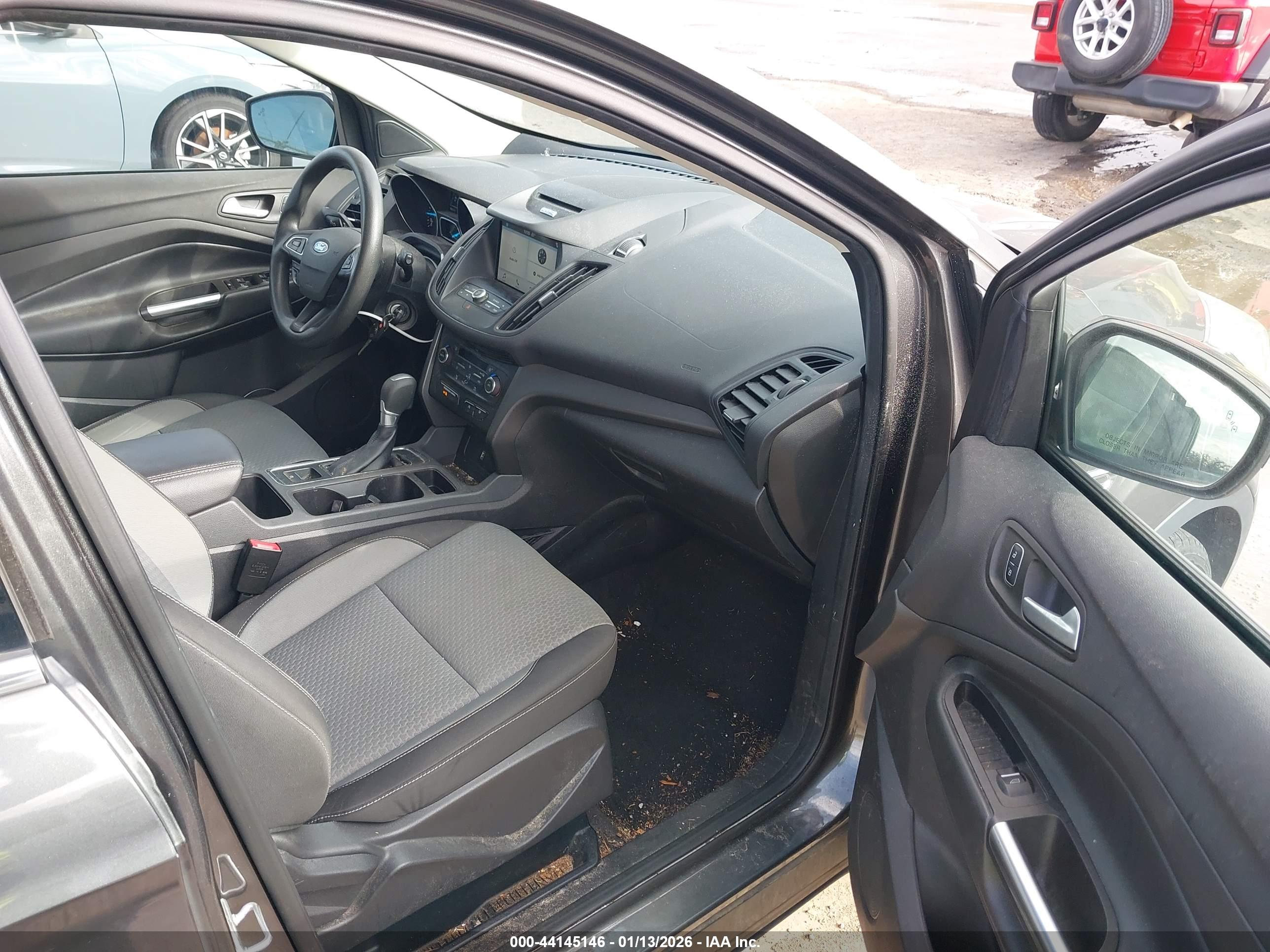 FORD ESCAPE image 5