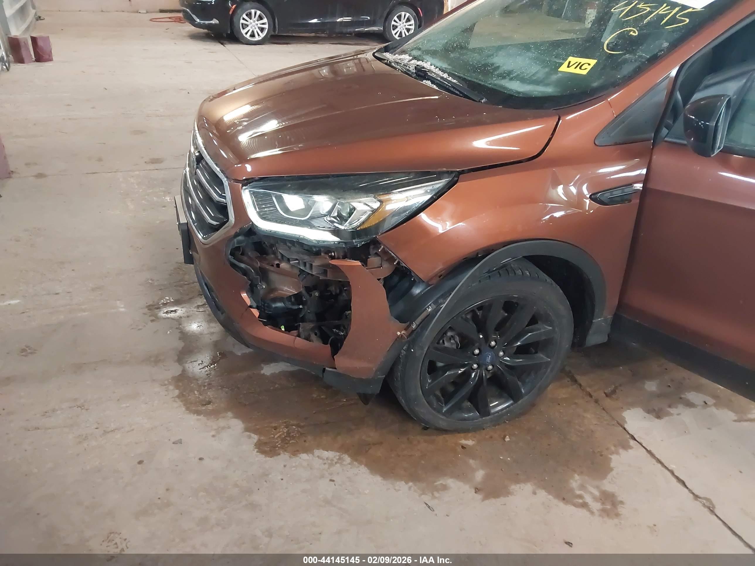 FORD ESCAPE image 6