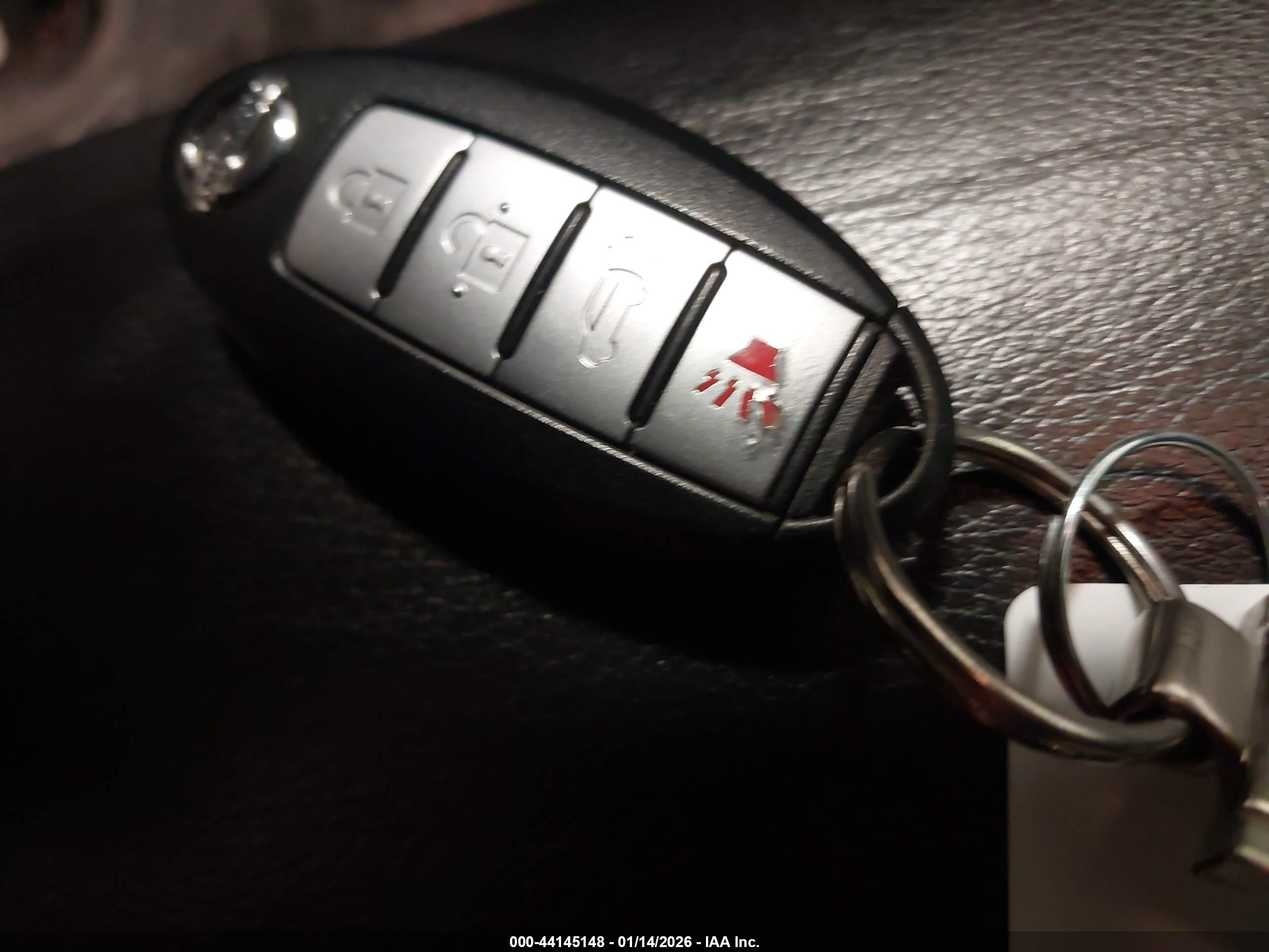 NISSAN MURANO image 11