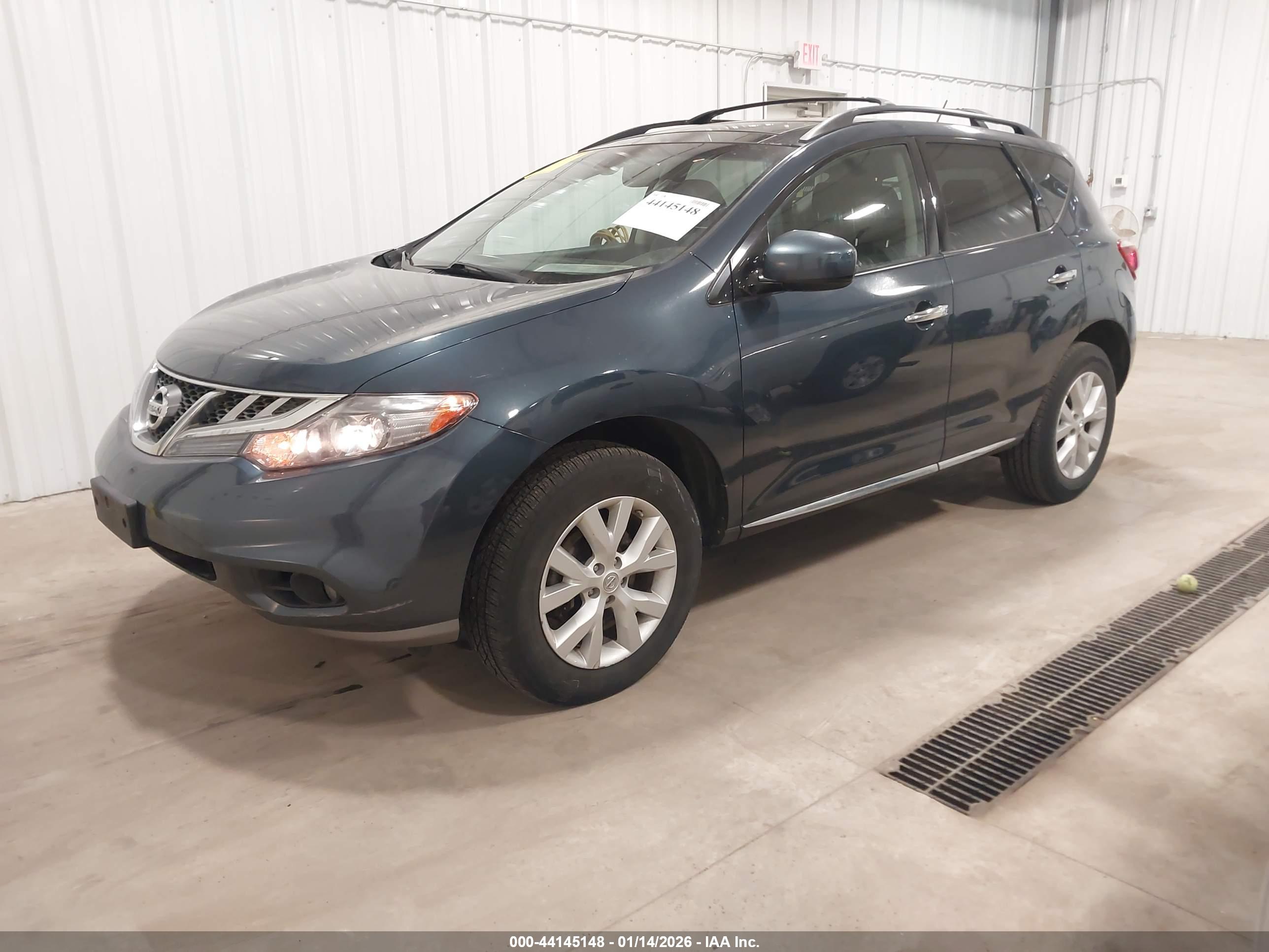 NISSAN MURANO image 2