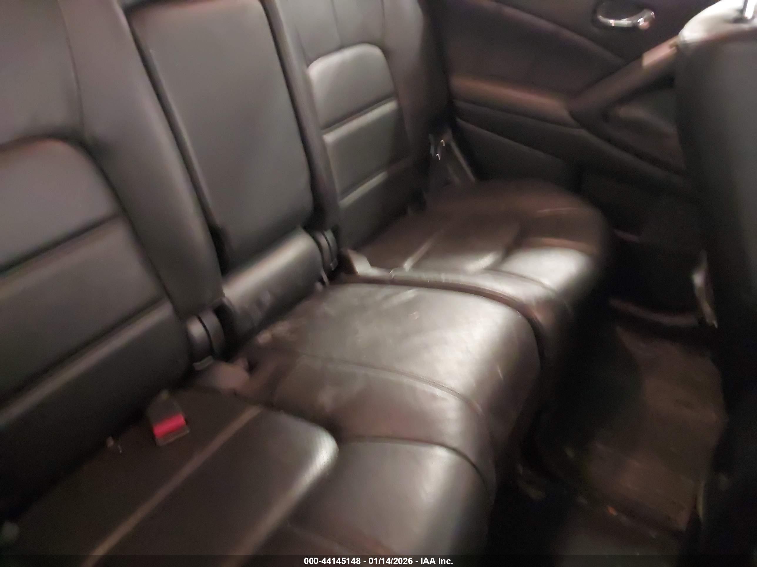 NISSAN MURANO image 8