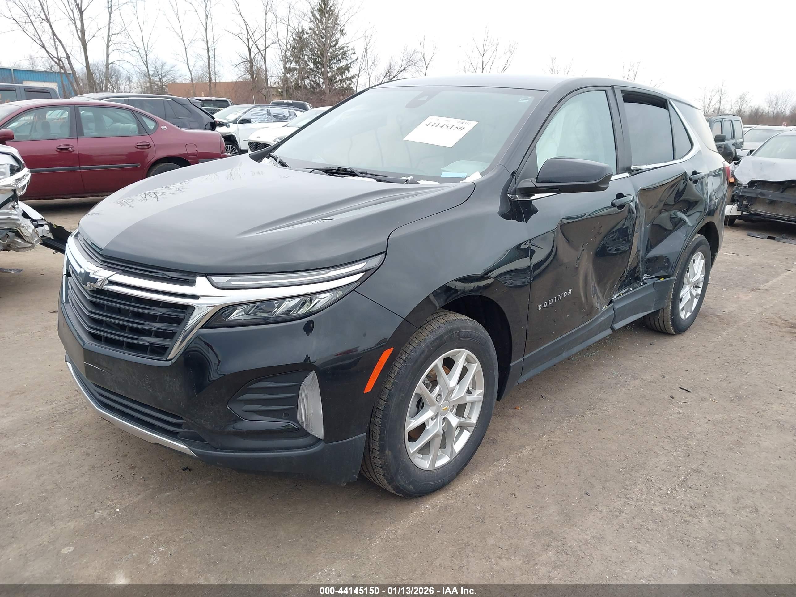 CHEVROLET EQUINOX image 2