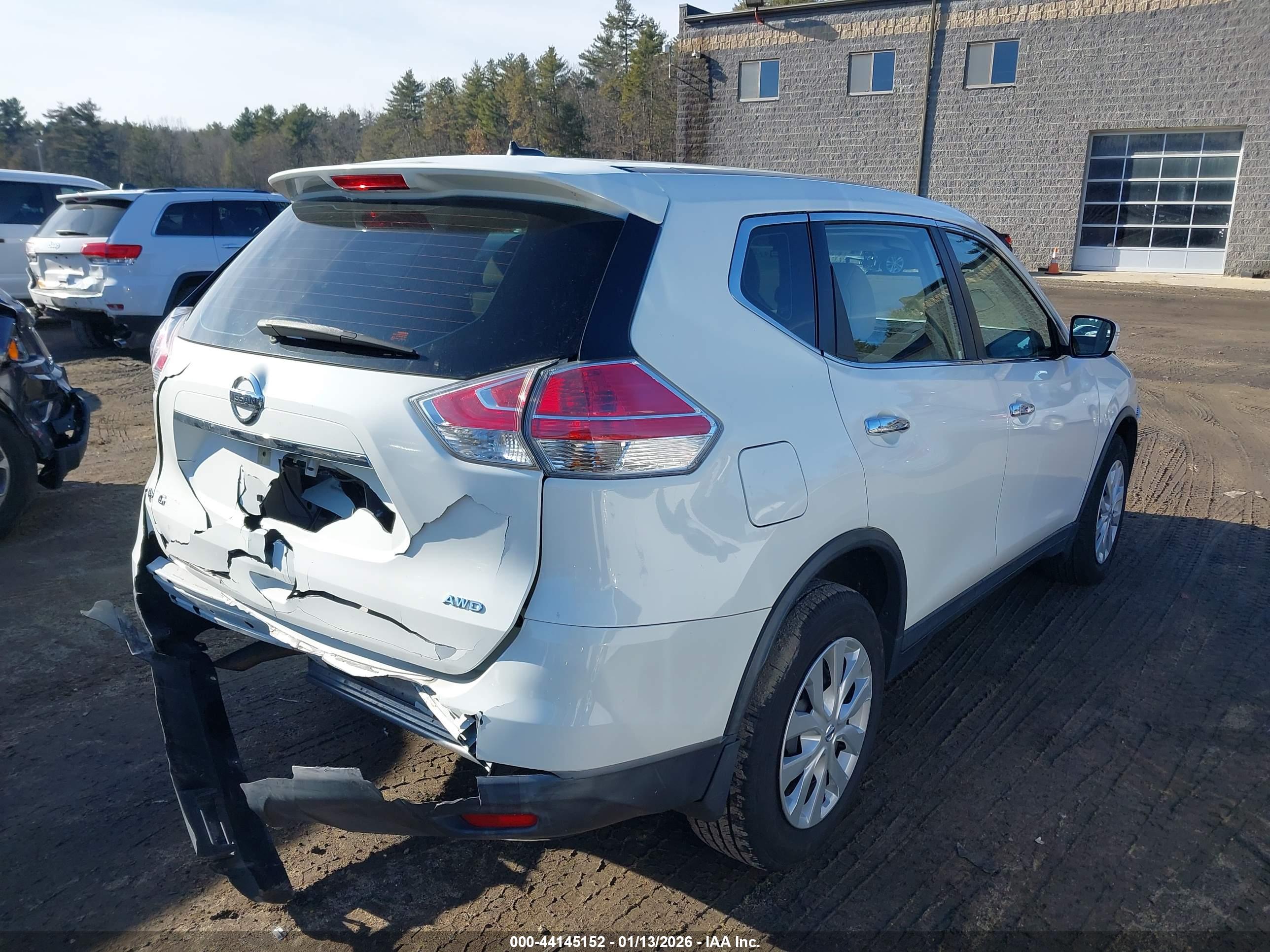 NISSAN ROGUE image 4