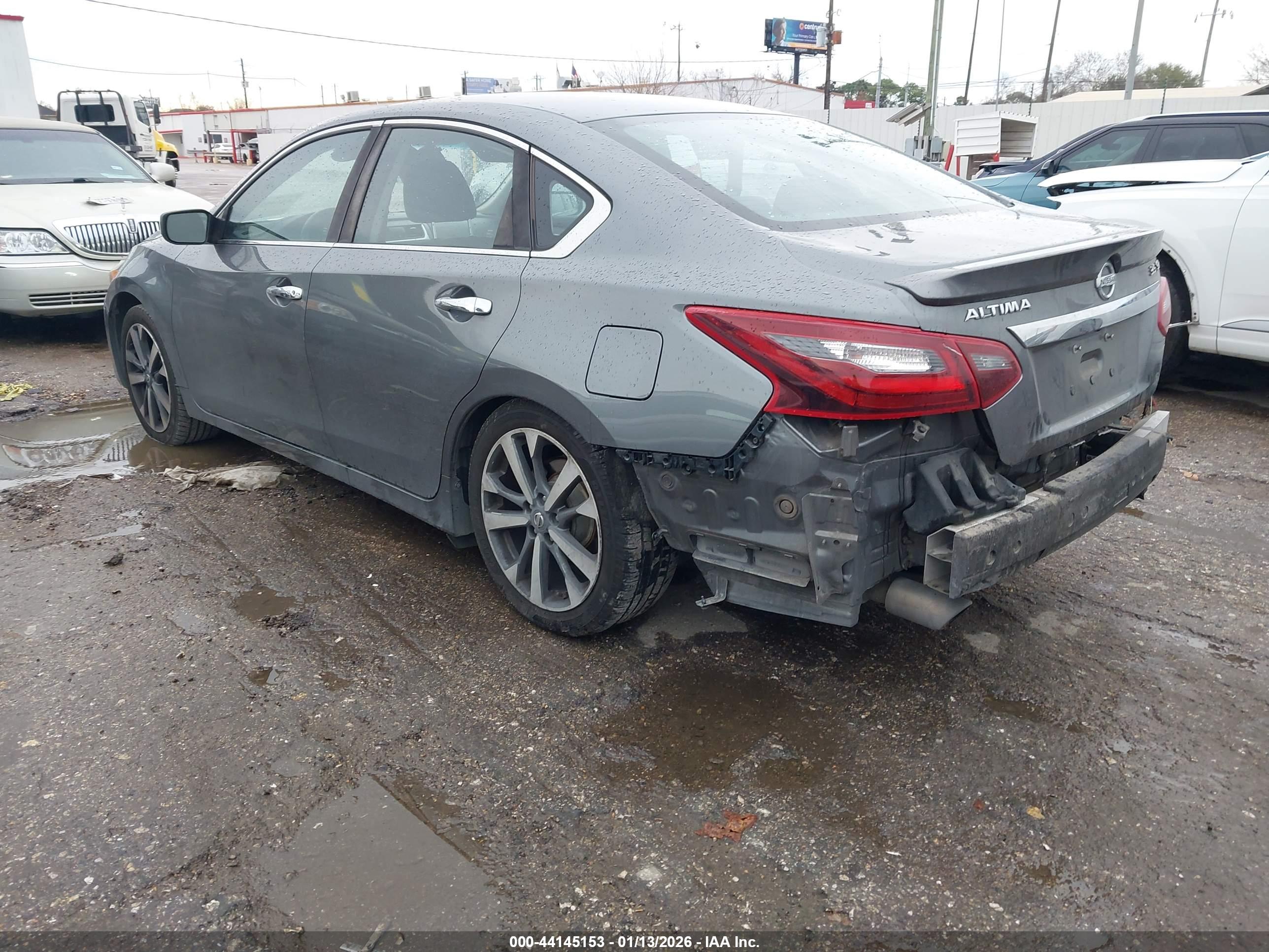 NISSAN ALTIMA image 3