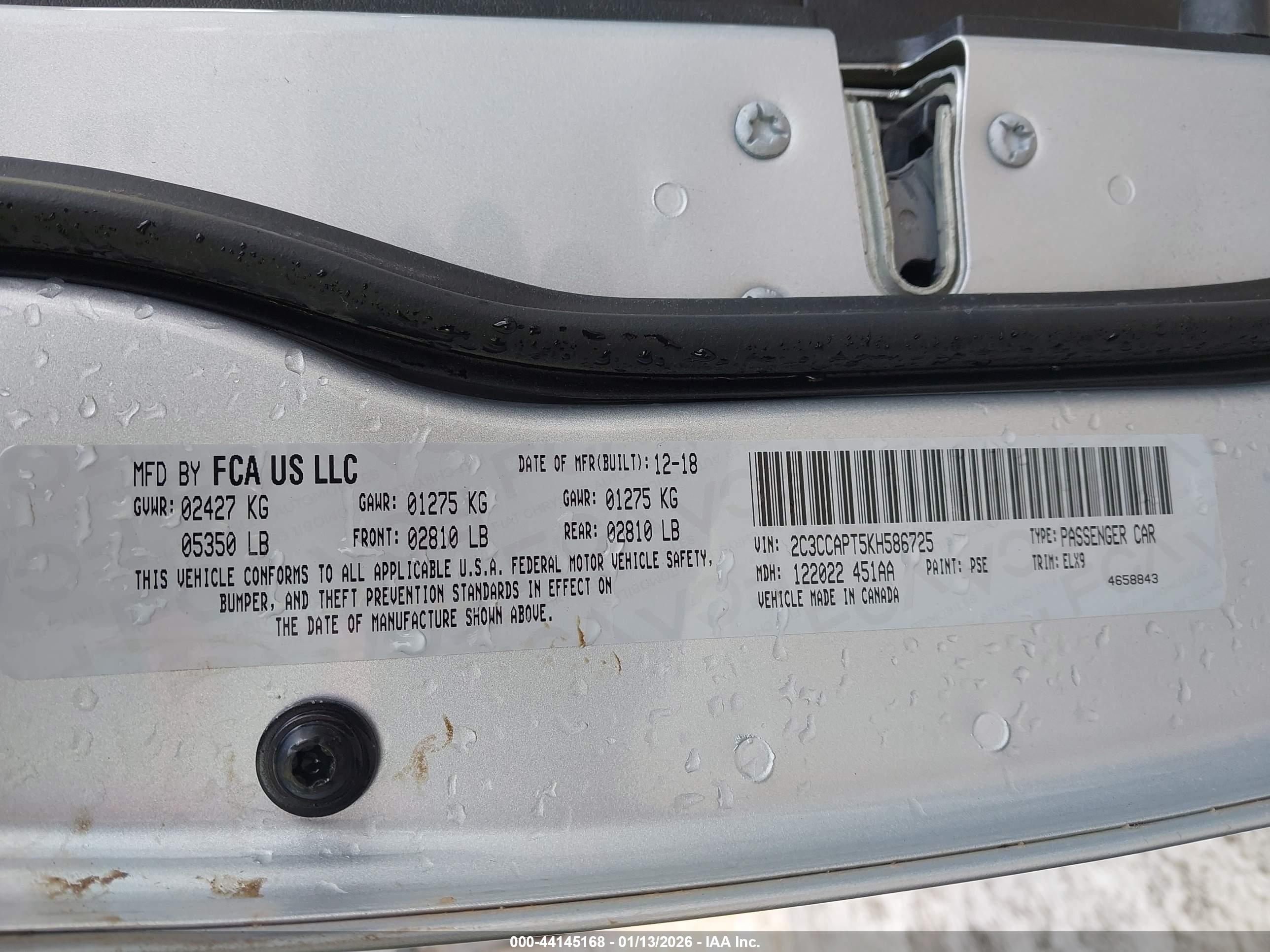 CHRYSLER 300 image 9