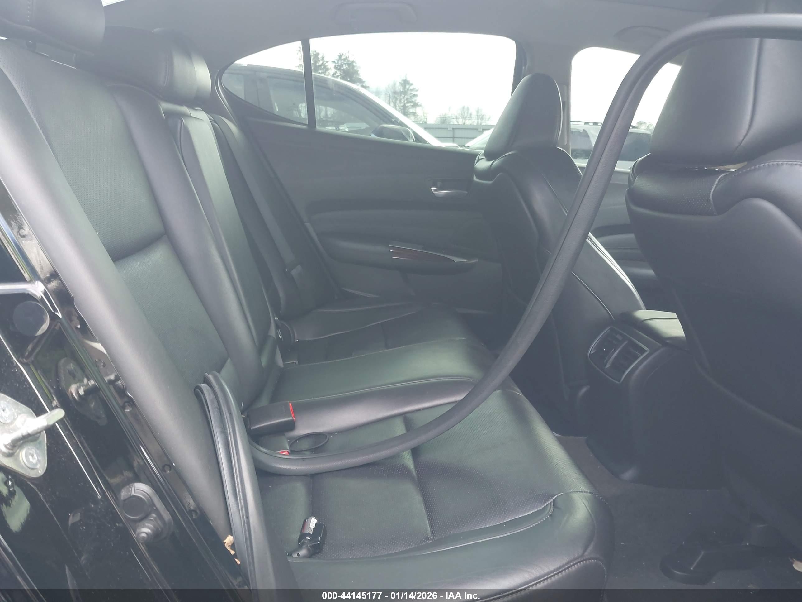 ACURA TLX image 8