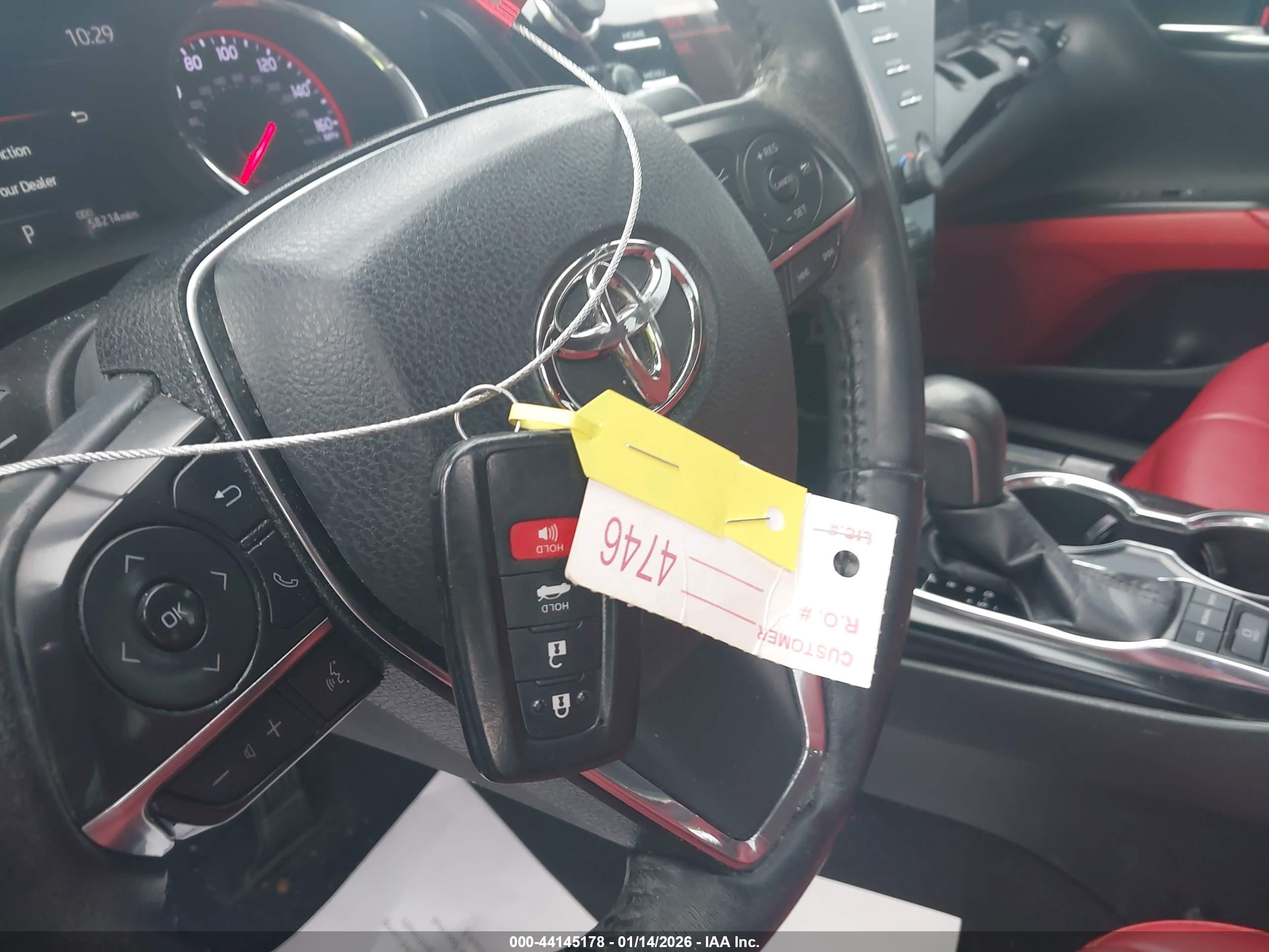 TOYOTA CAMRY image 11