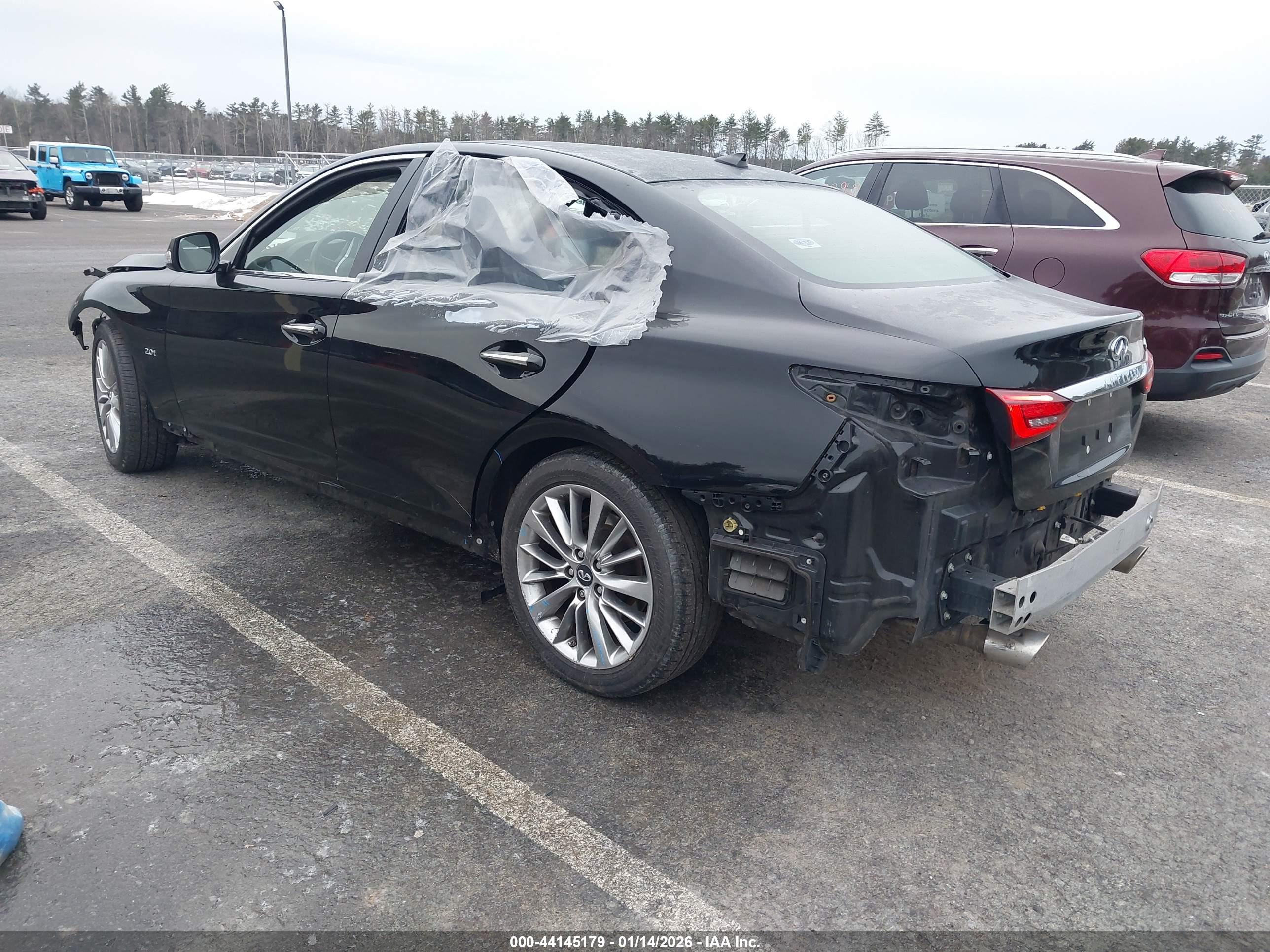 INFINITI Q50 image 3