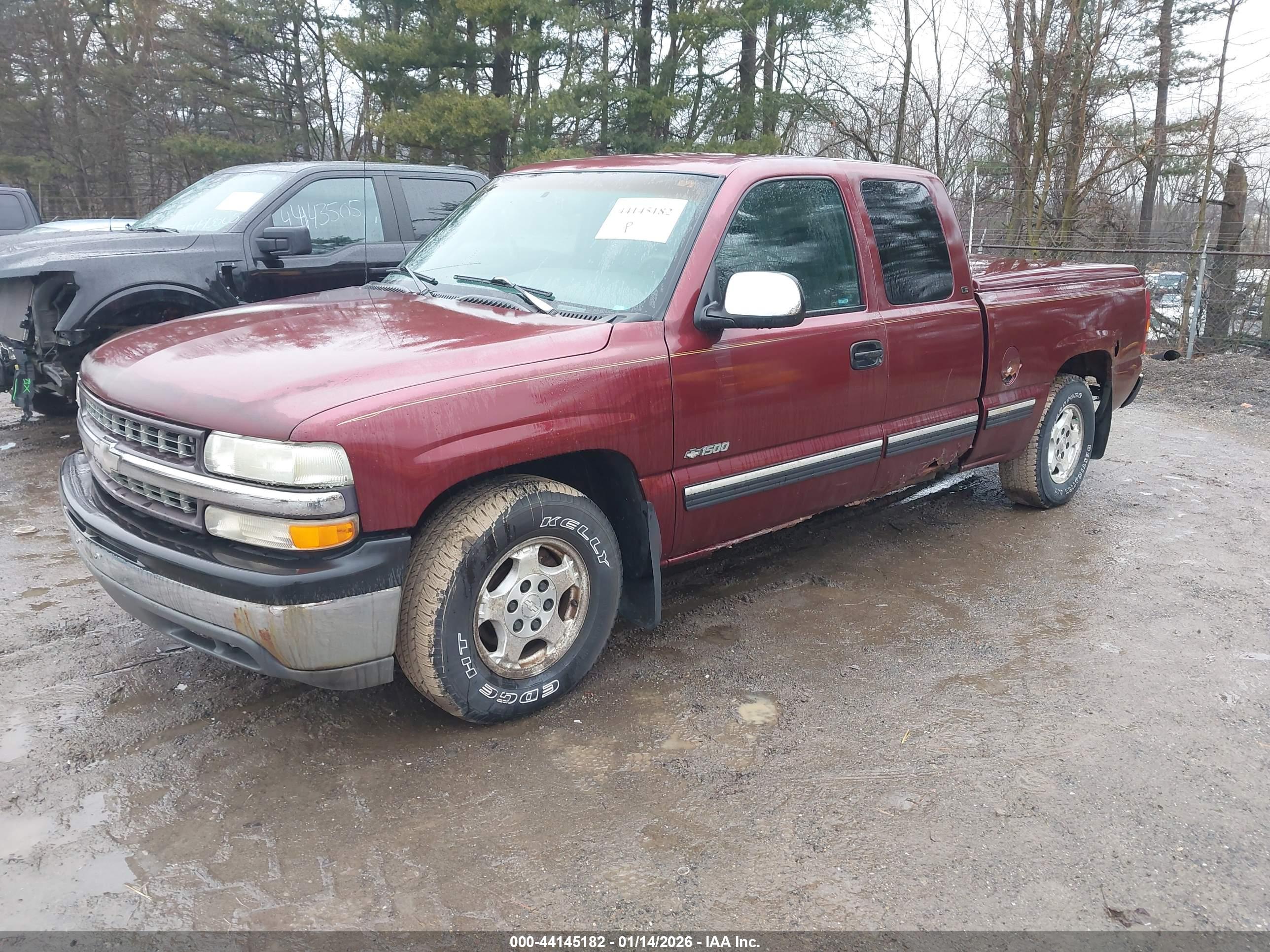 CHEVROLET SILVERADO image 2