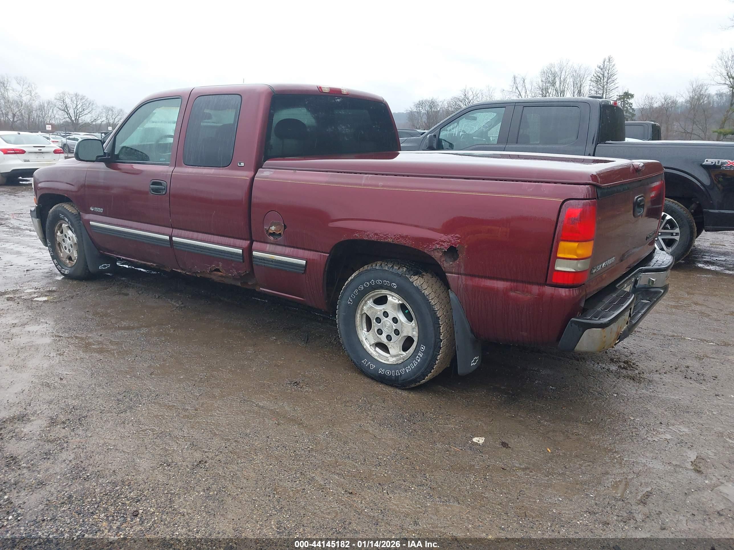 CHEVROLET SILVERADO image 3