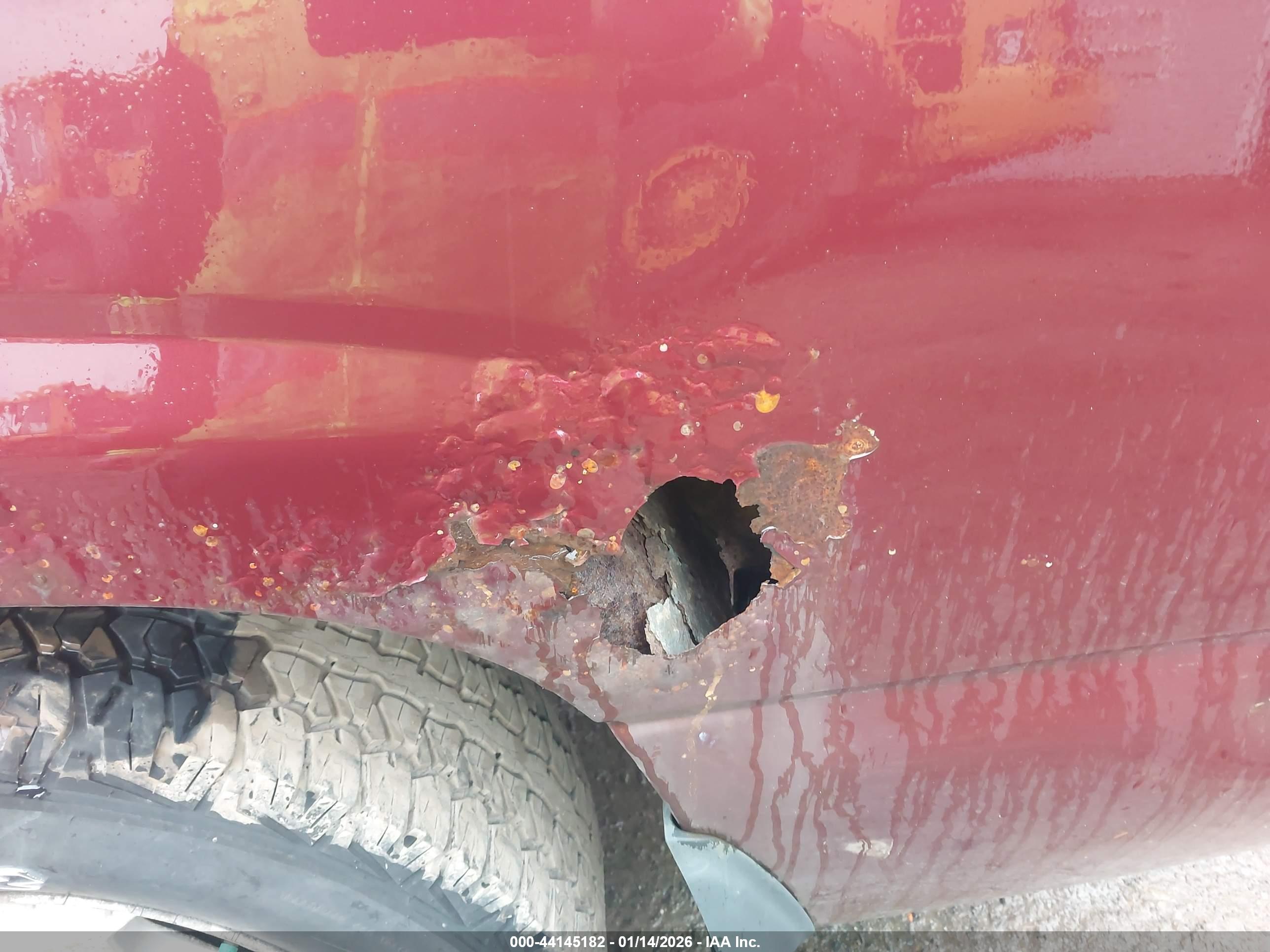 CHEVROLET SILVERADO image 6
