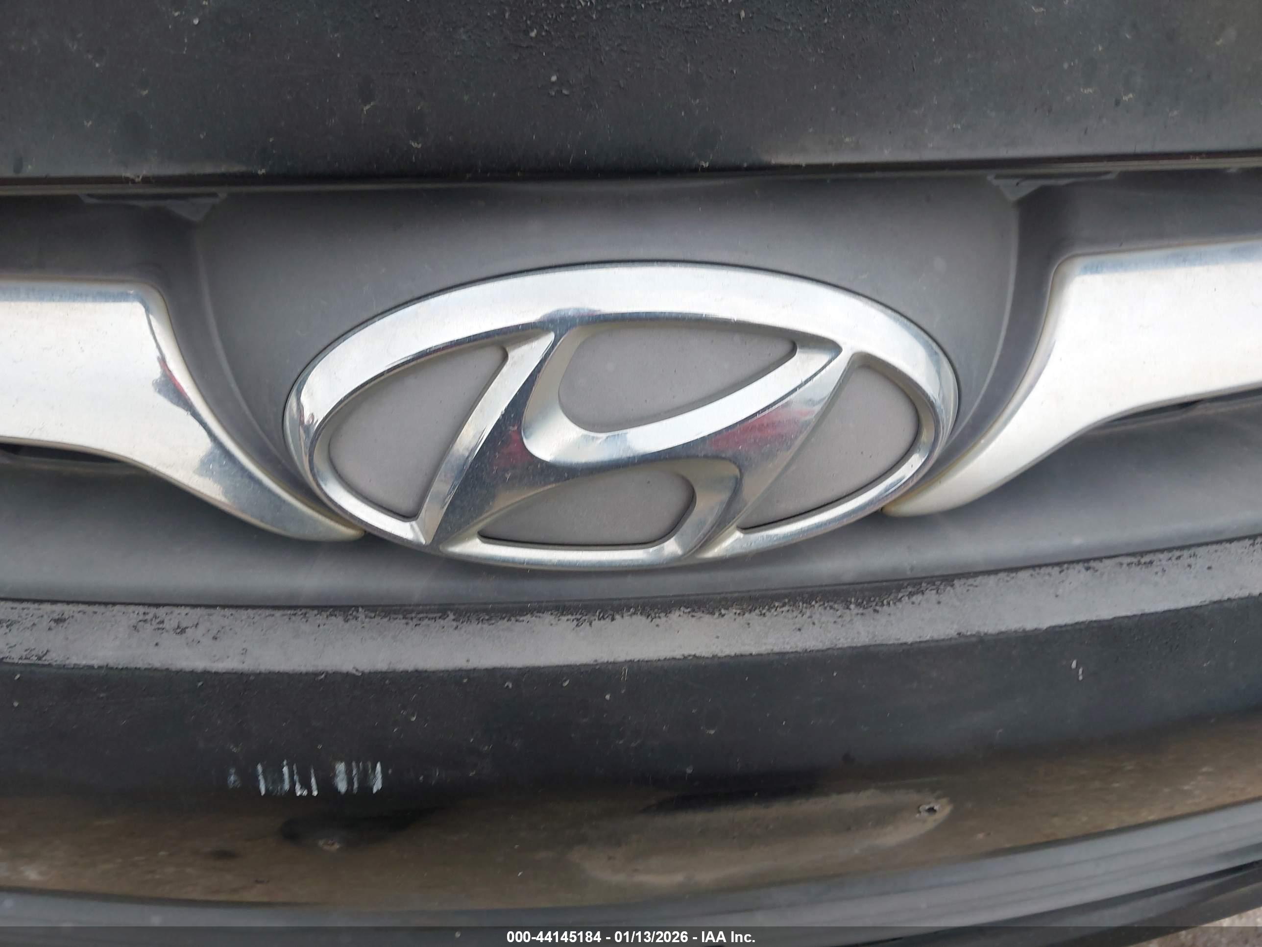 HYUNDAI ACCENT image 6