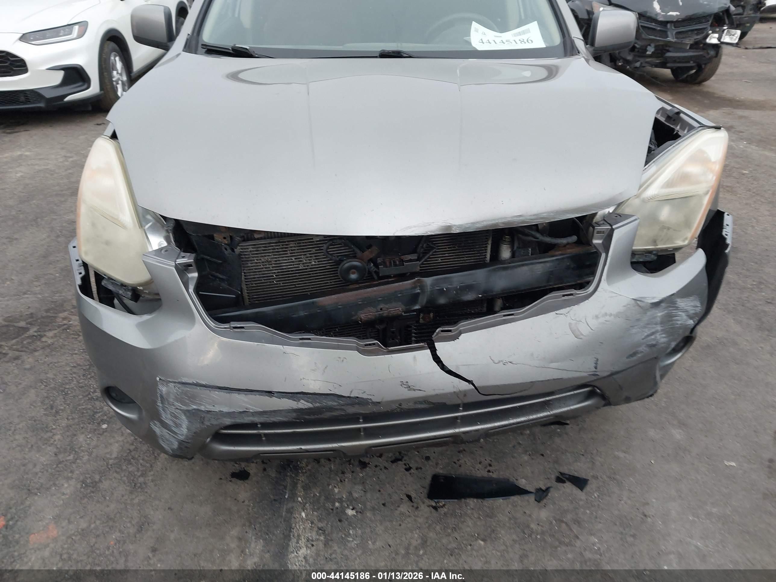 NISSAN ROGUE image 6