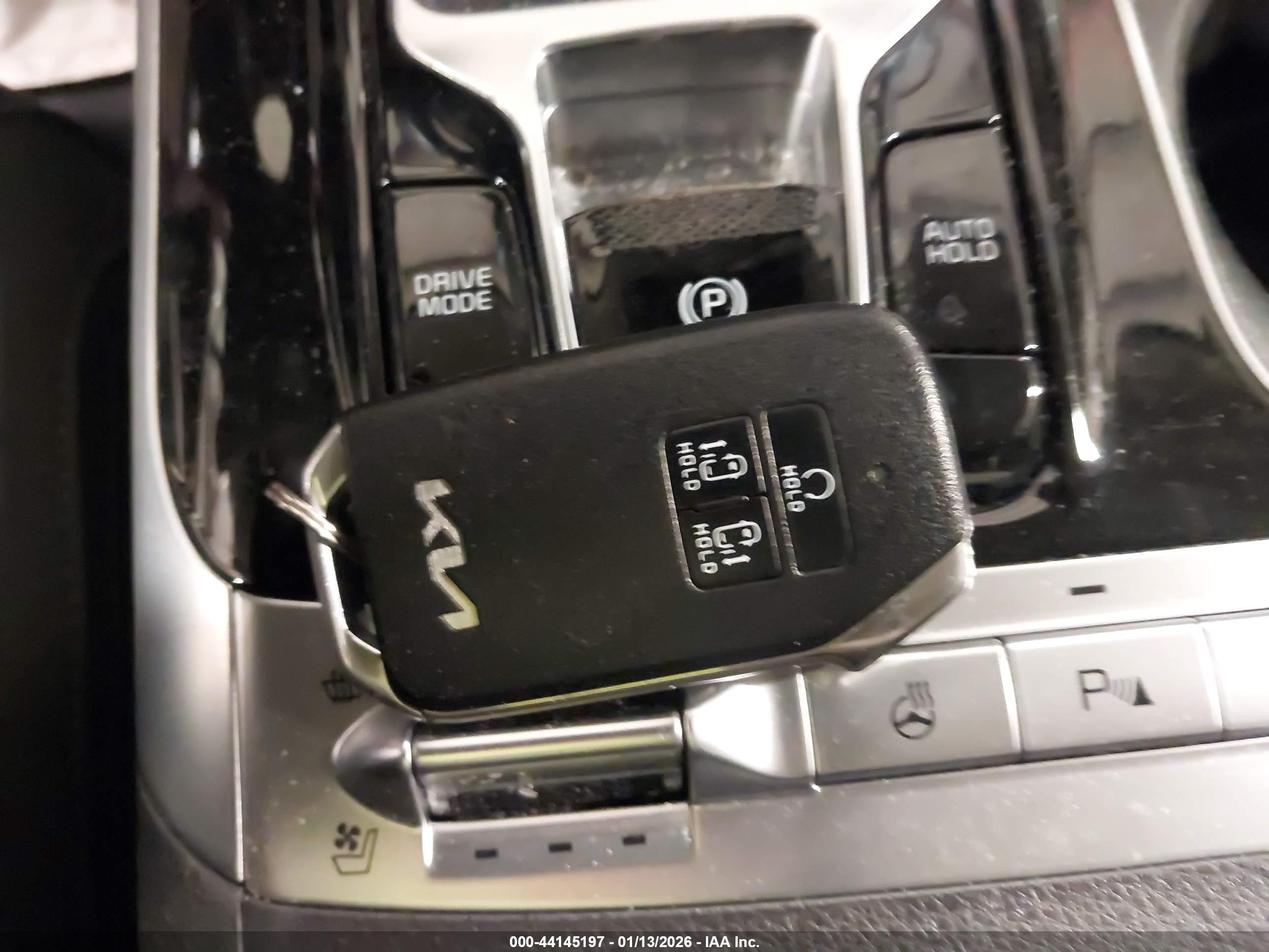 KIA CARNIVAL image 11
