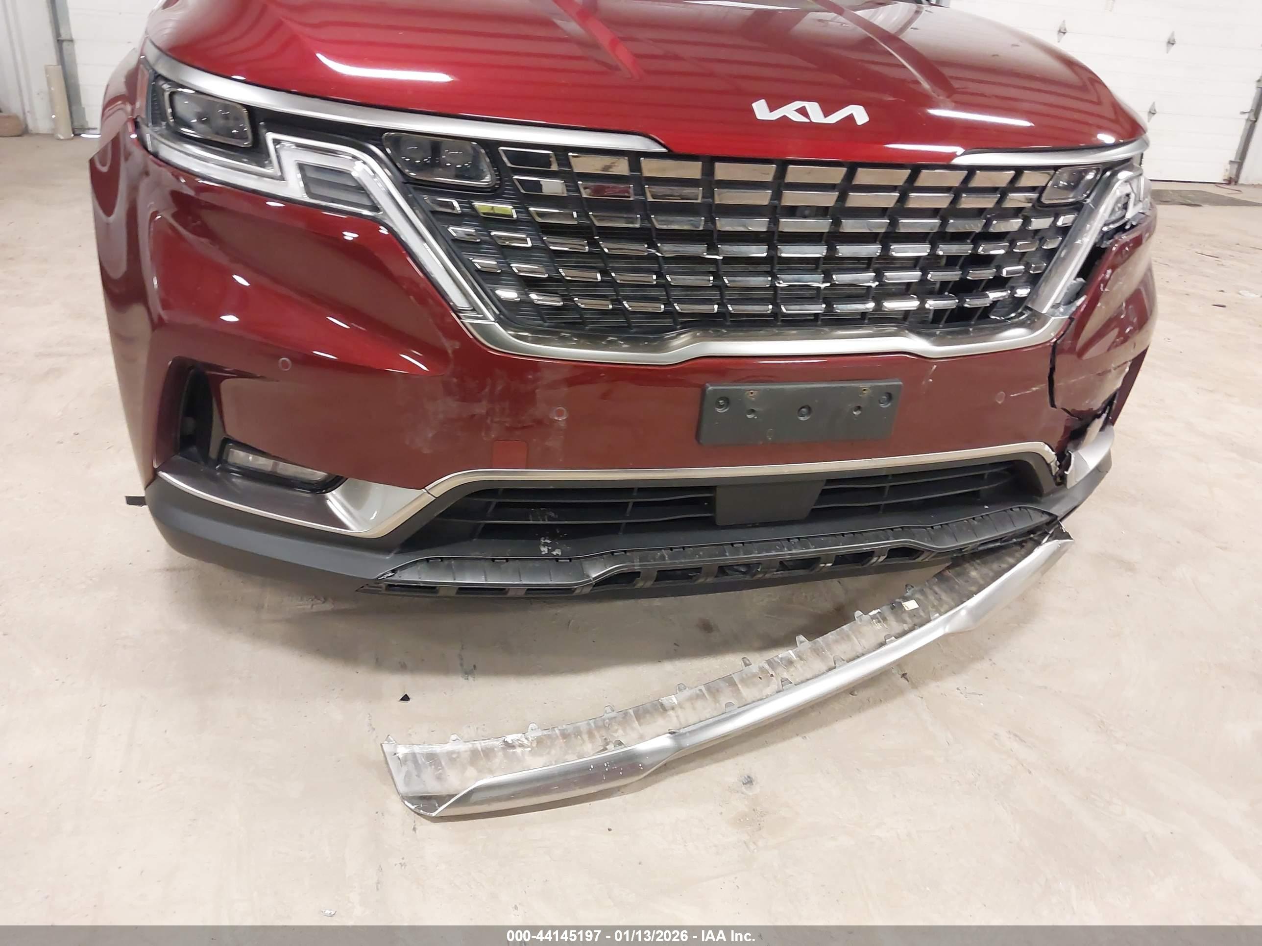 KIA CARNIVAL image 6
