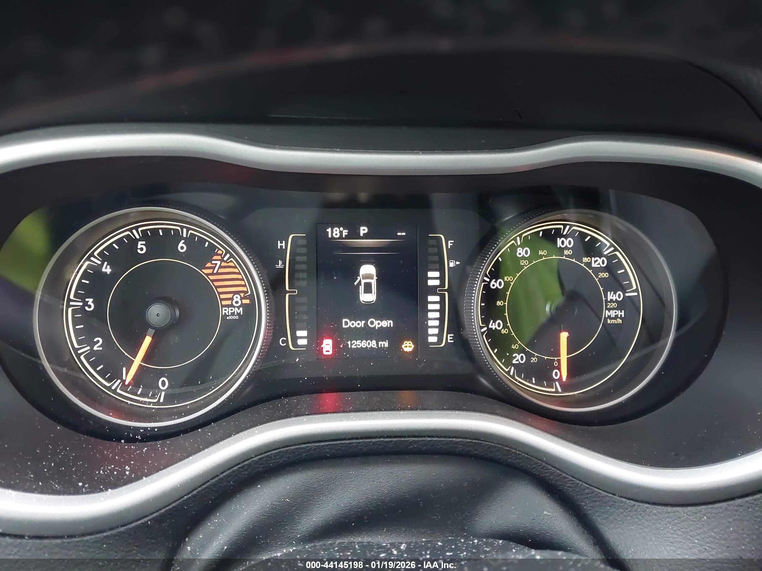 JEEP CHEROKEE image 7