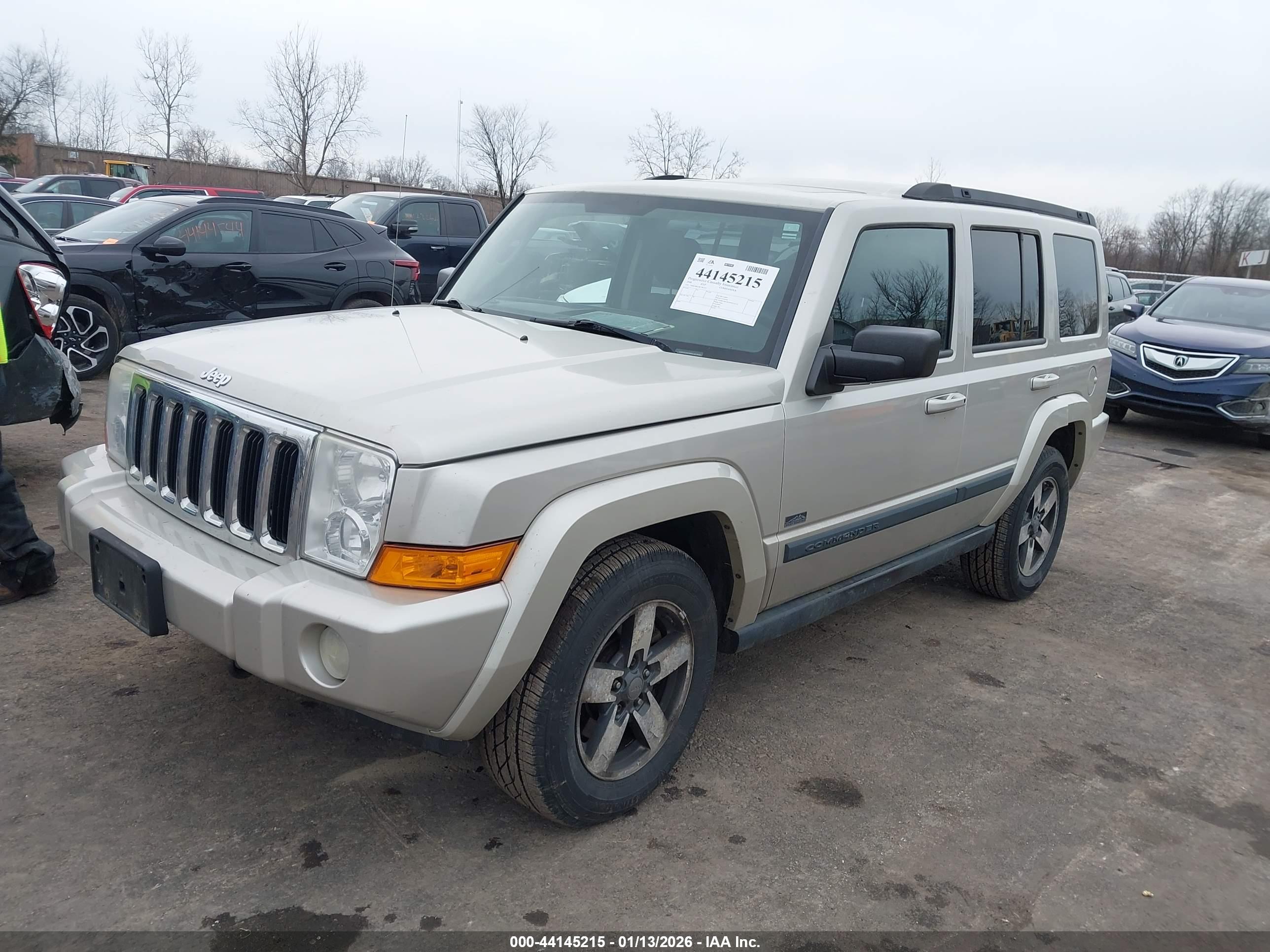 JEEP COMMANDER image 2