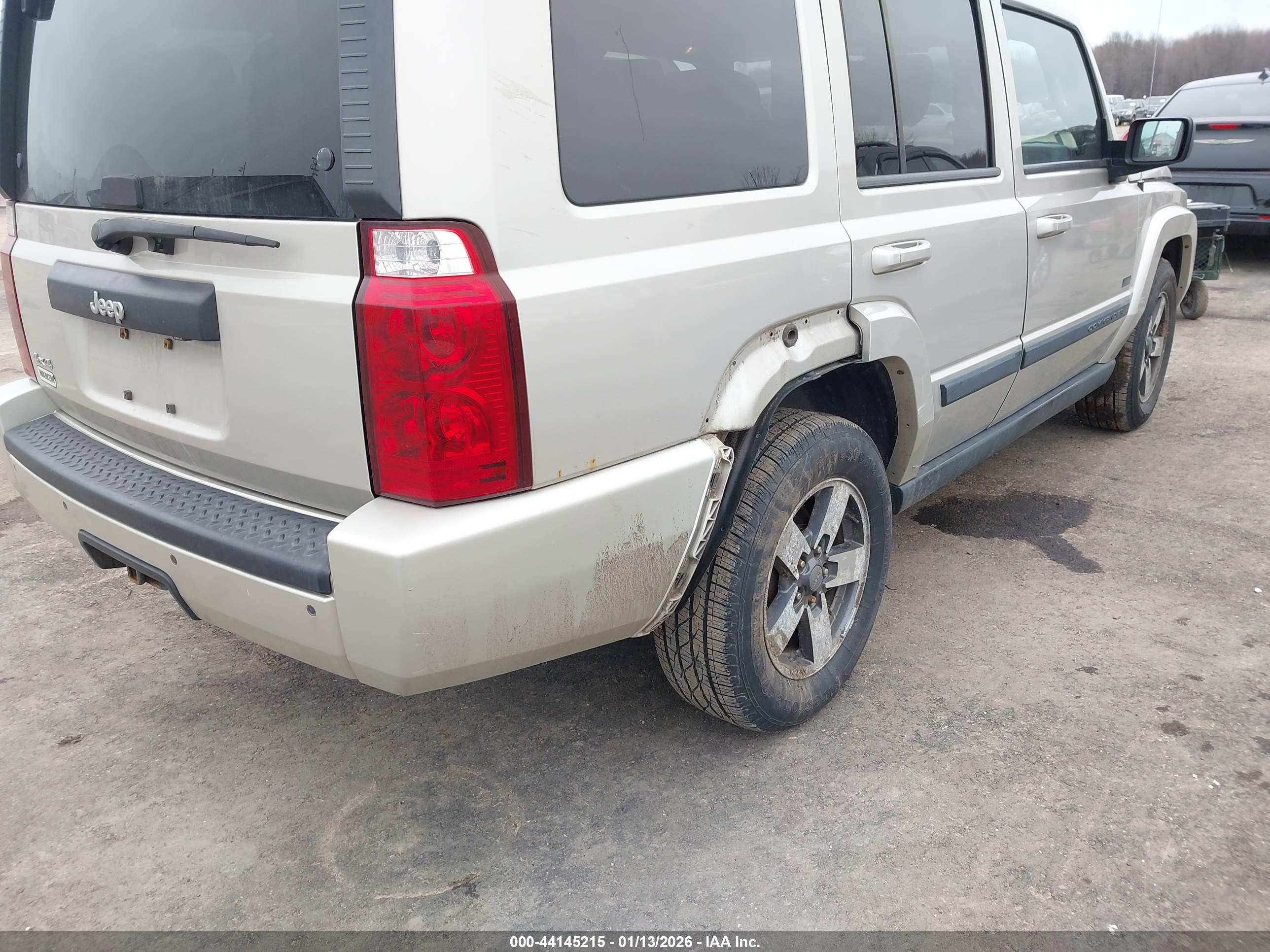 JEEP COMMANDER image 6
