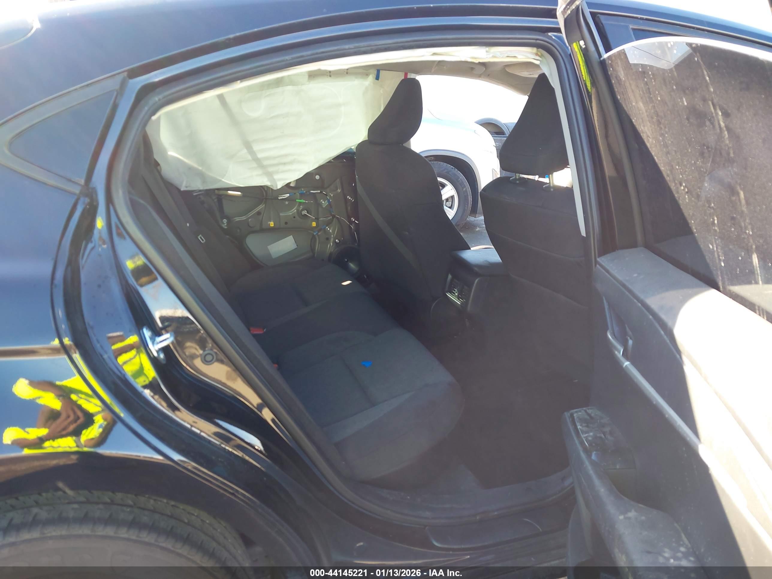 TOYOTA CAMRY image 8