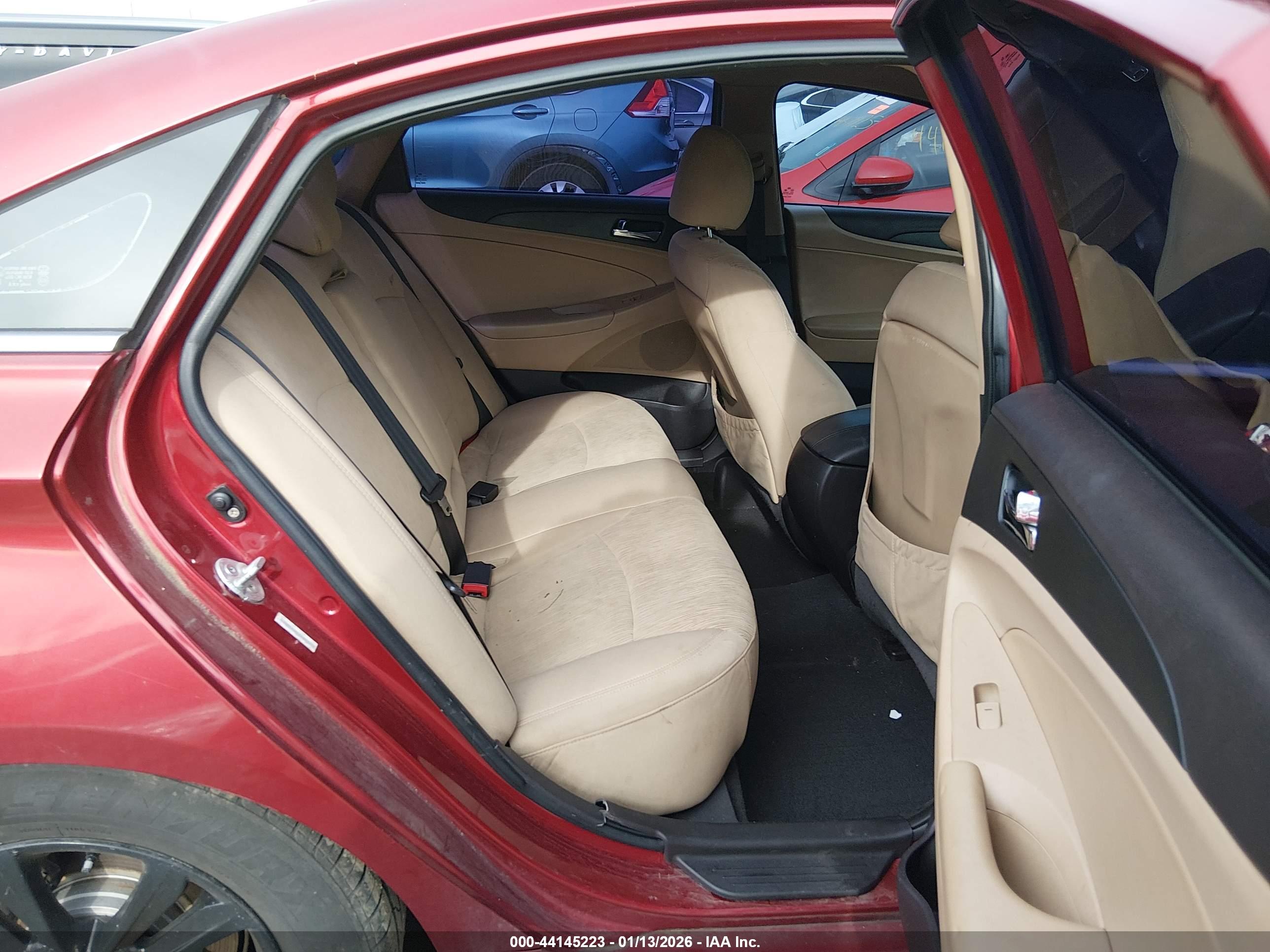 HYUNDAI SONATA image 8