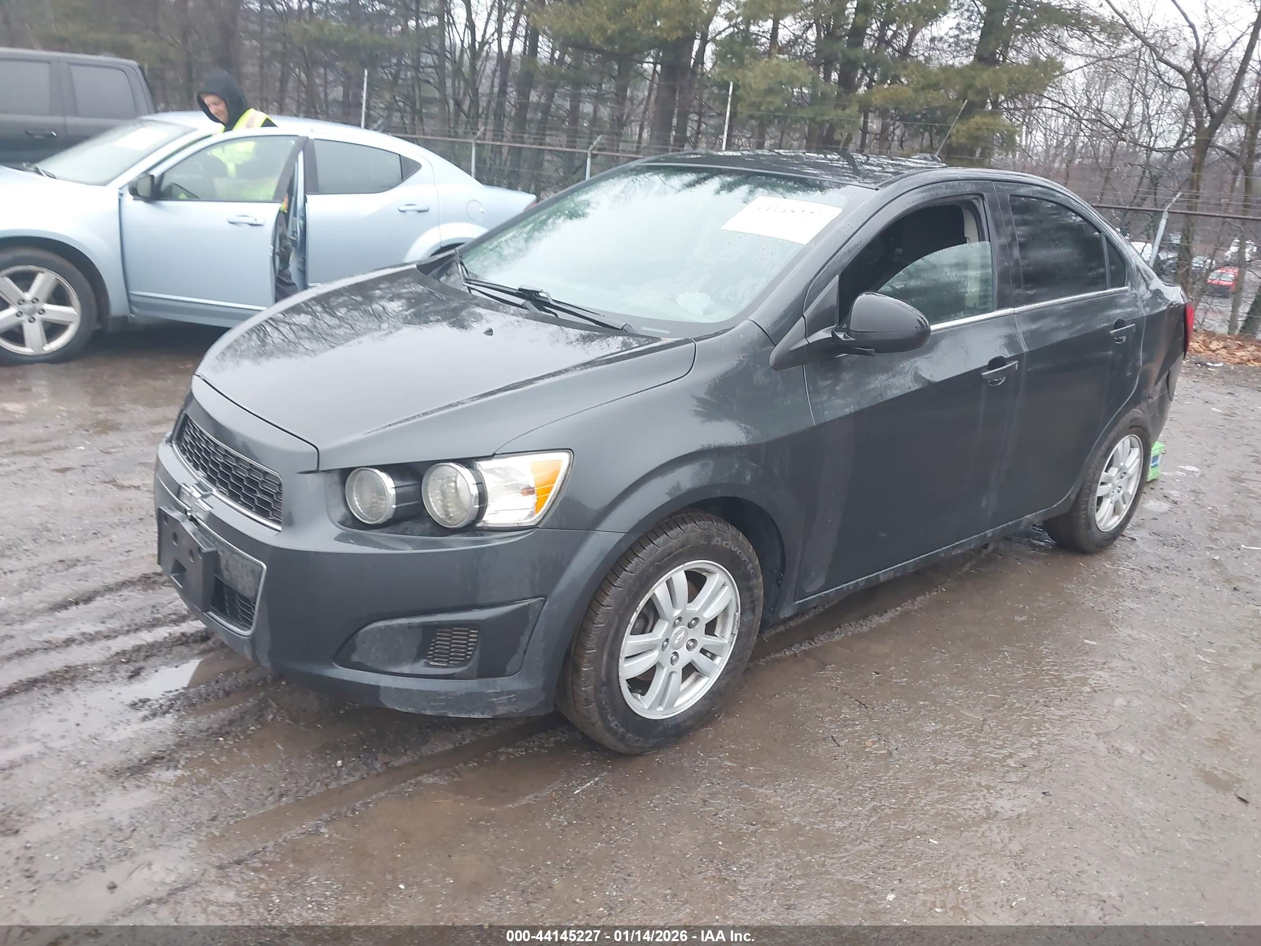 CHEVROLET SONIC image 2