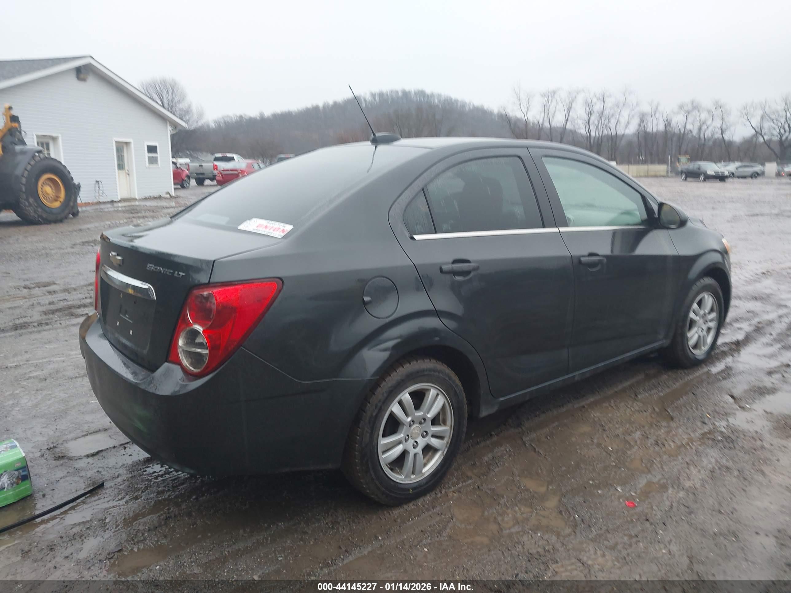 CHEVROLET SONIC image 4