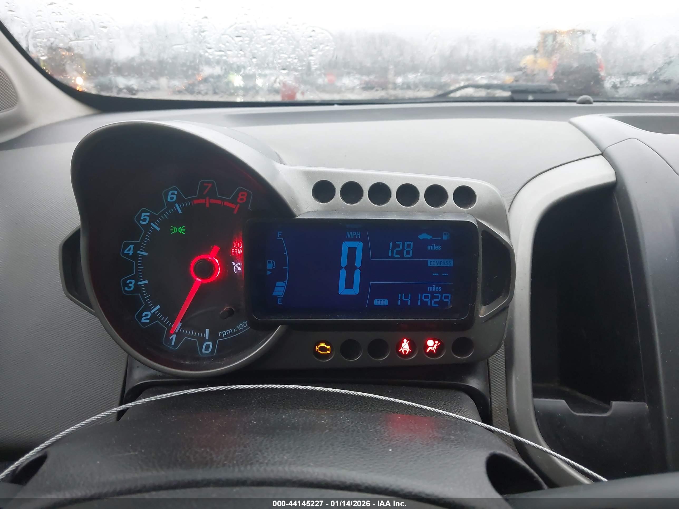 CHEVROLET SONIC image 7