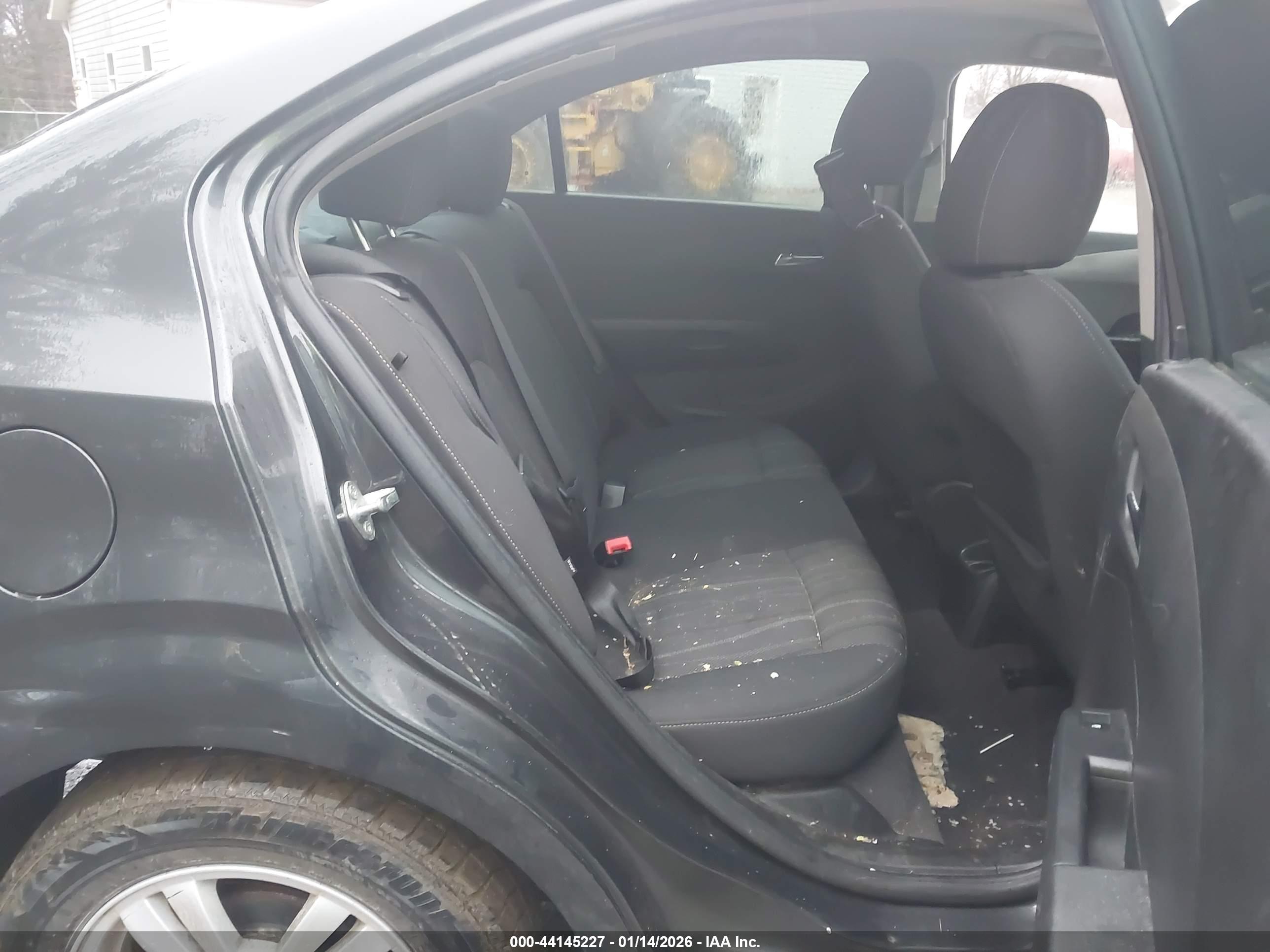 CHEVROLET SONIC image 8