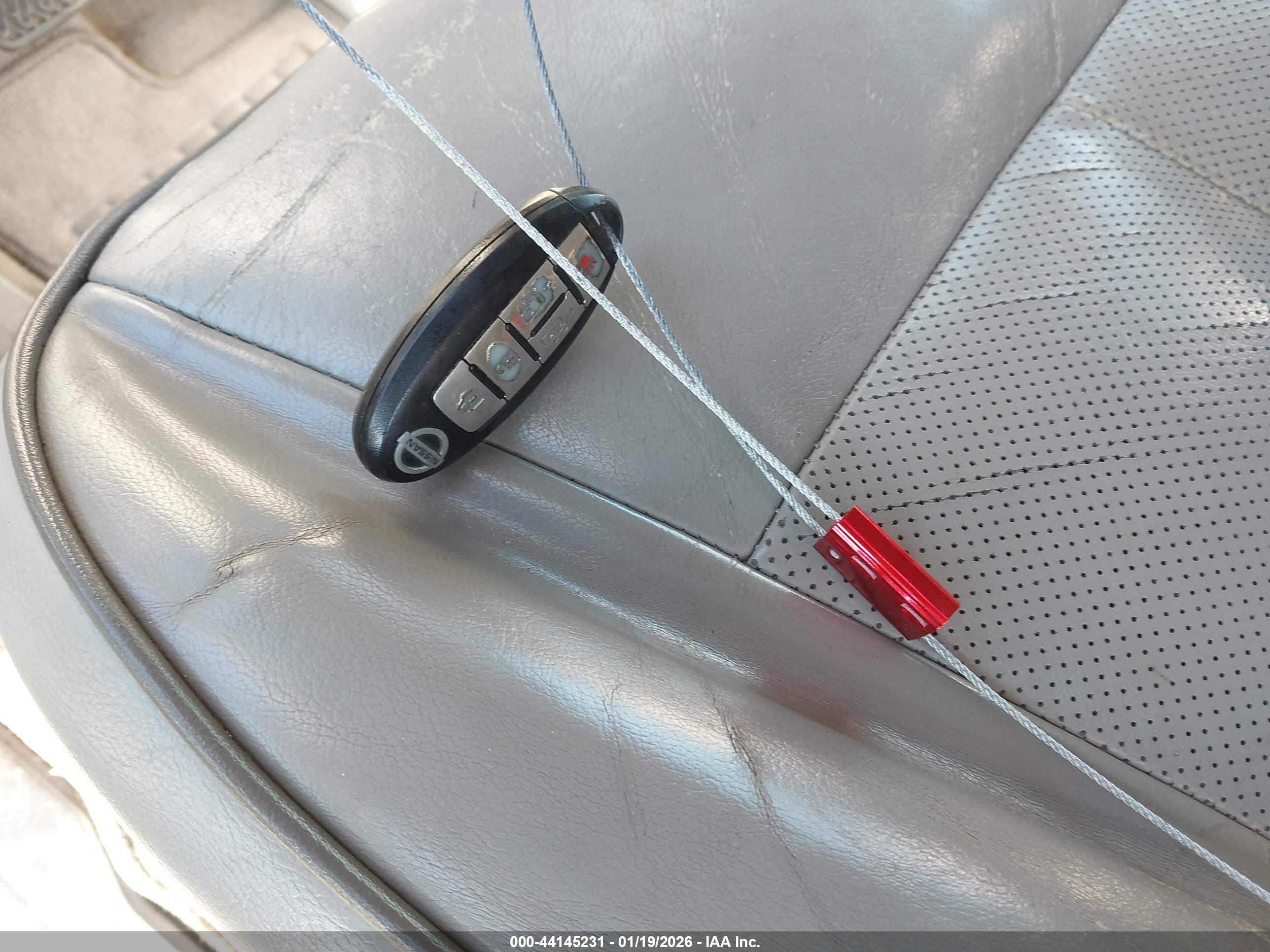NISSAN QUEST image 11