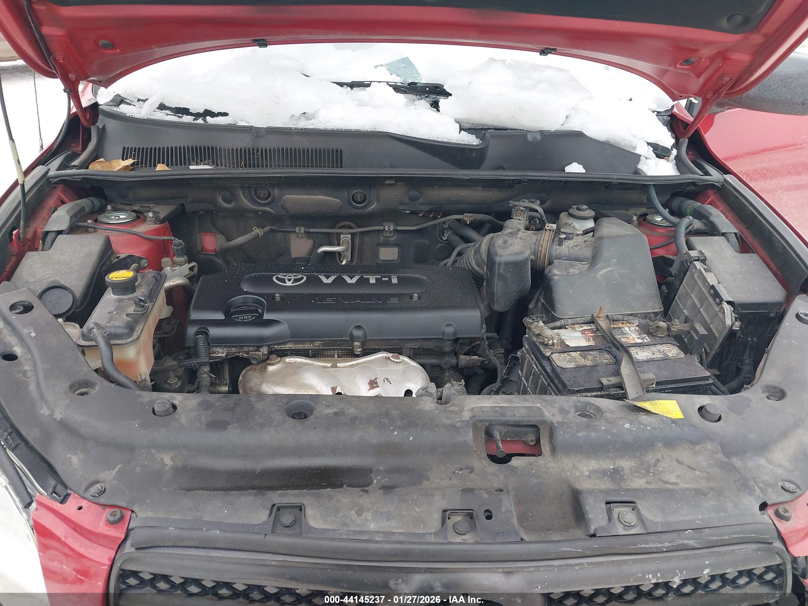TOYOTA RAV4 image 10