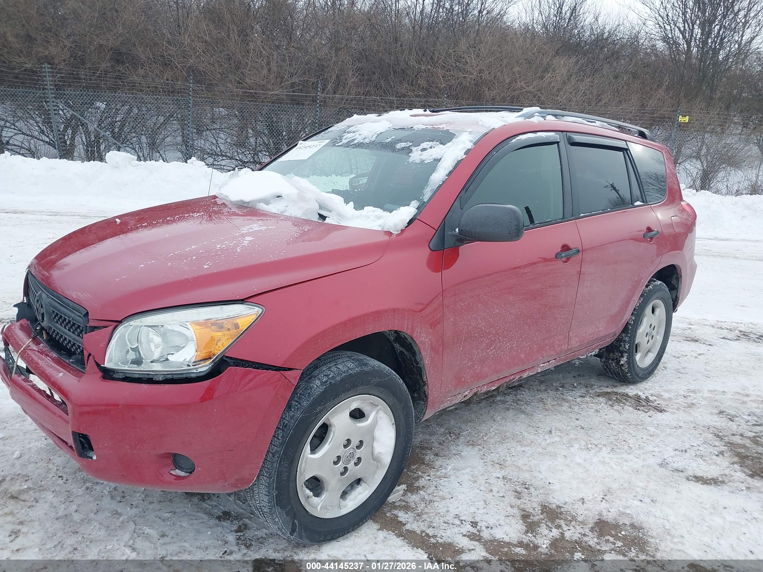 TOYOTA RAV4 image 2