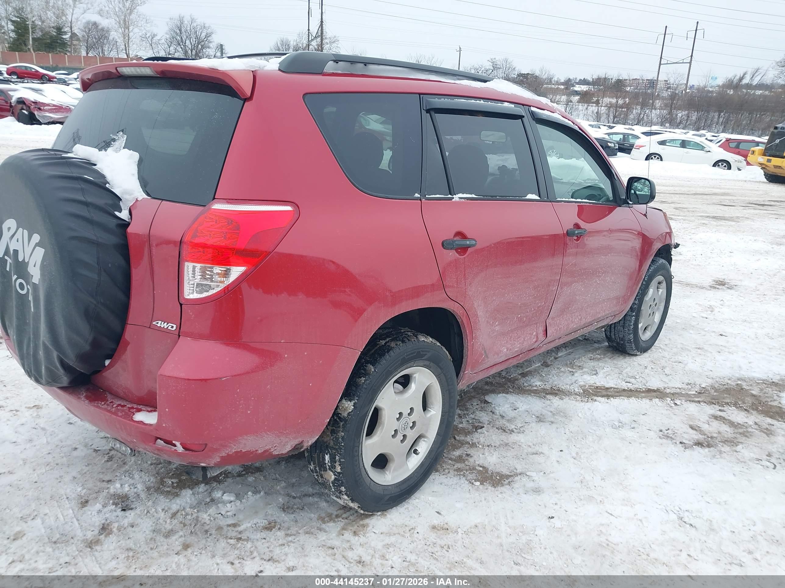 TOYOTA RAV4 image 4
