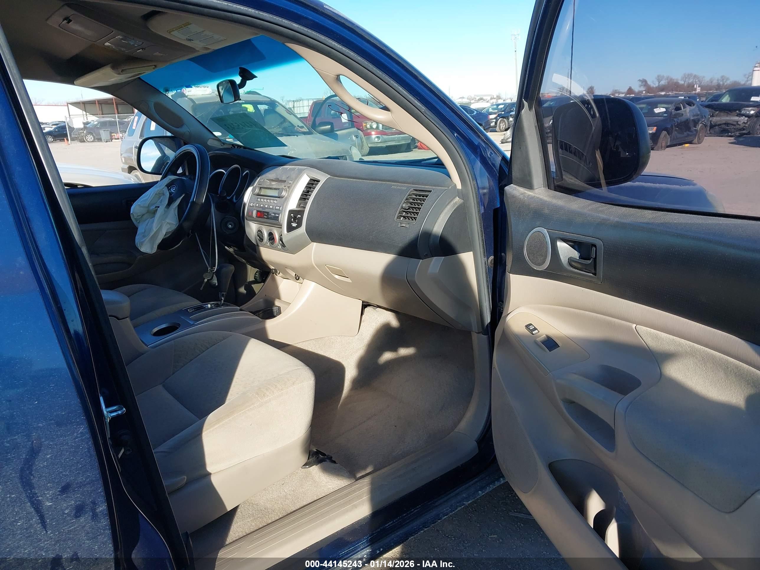 TOYOTA TACOMA image 5
