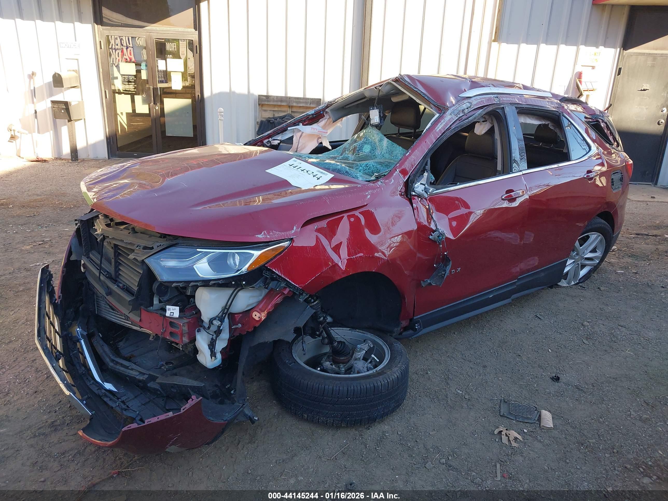 CHEVROLET EQUINOX image 2