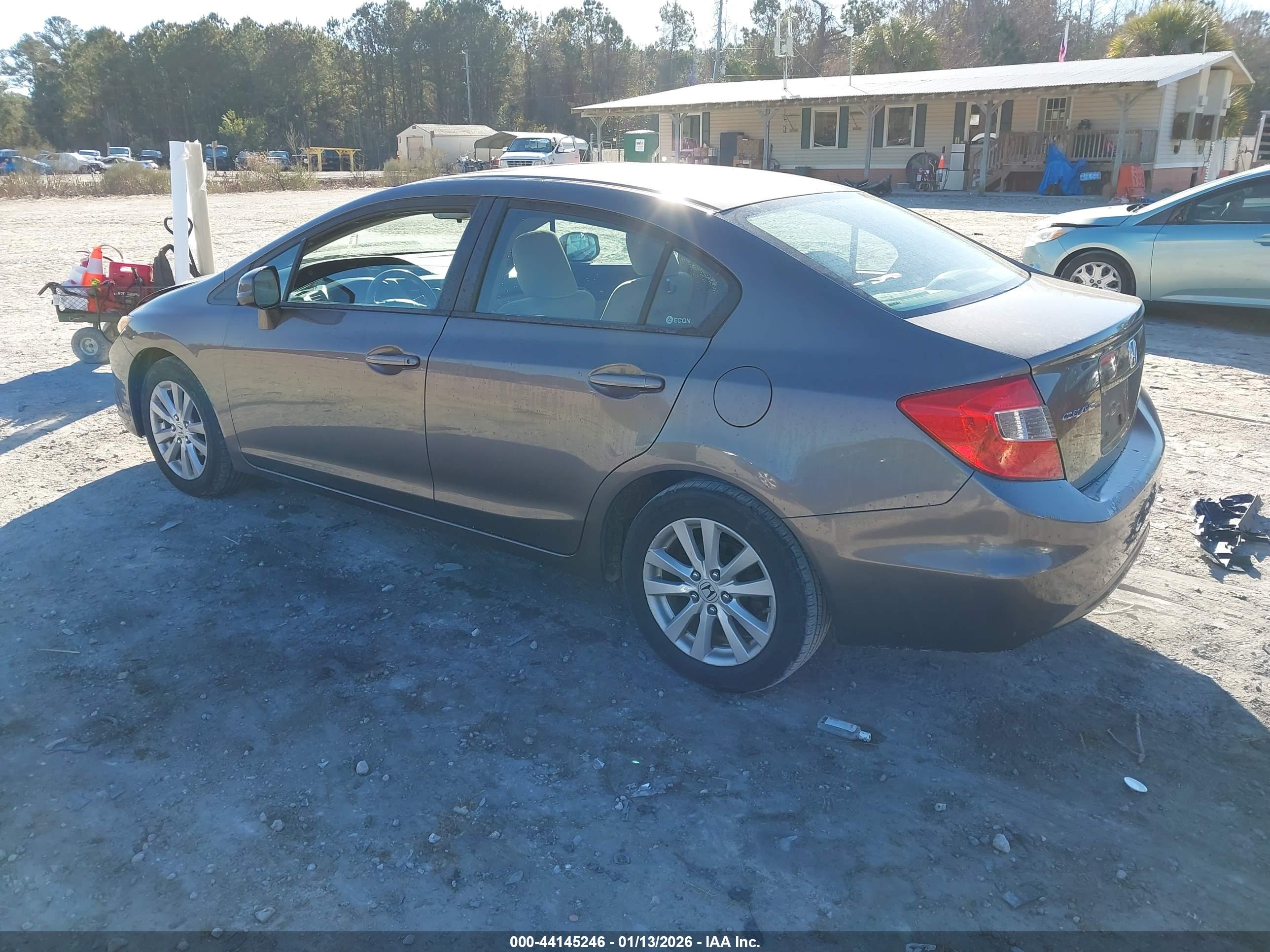 HONDA CIVIC image 3