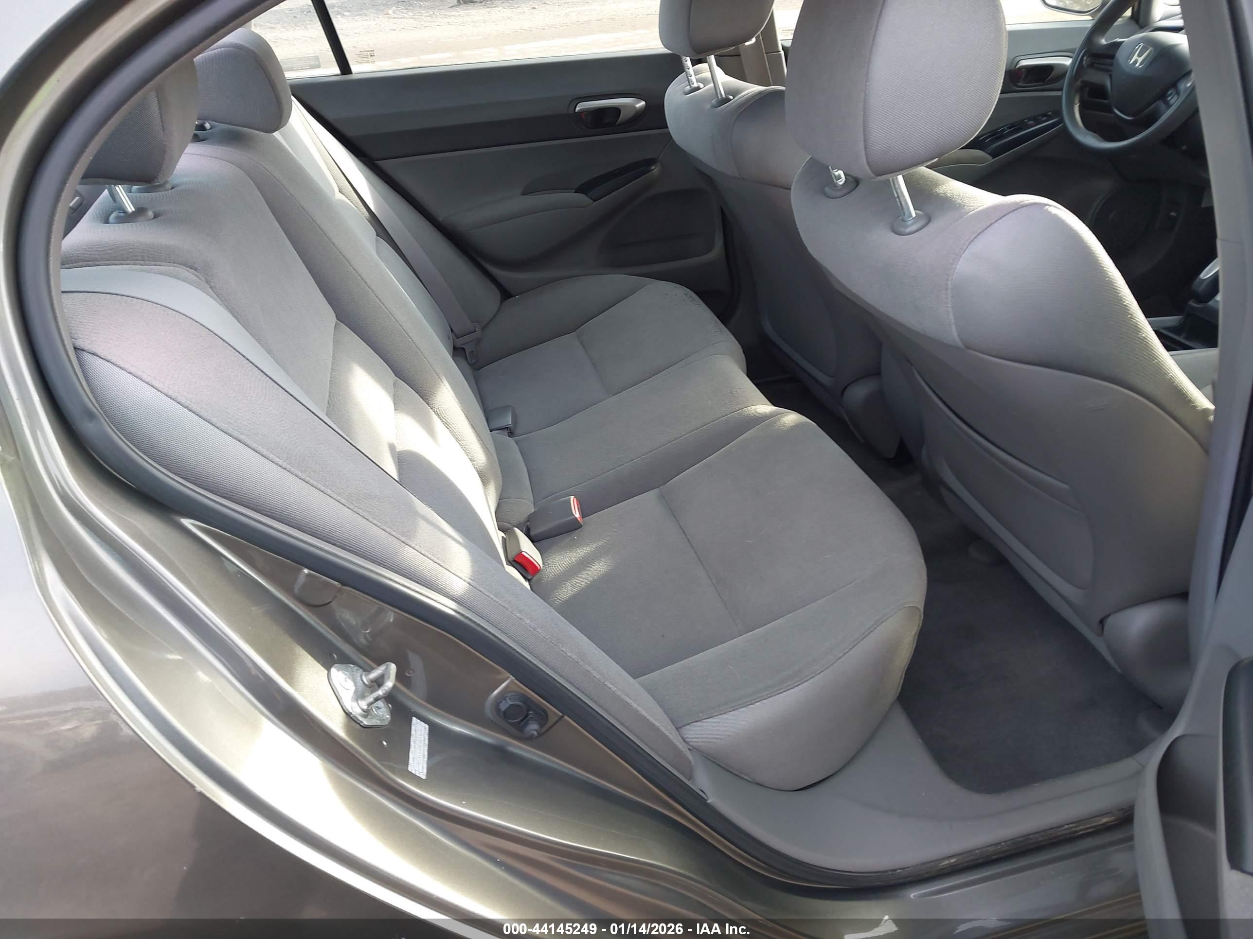HONDA CIVIC image 8