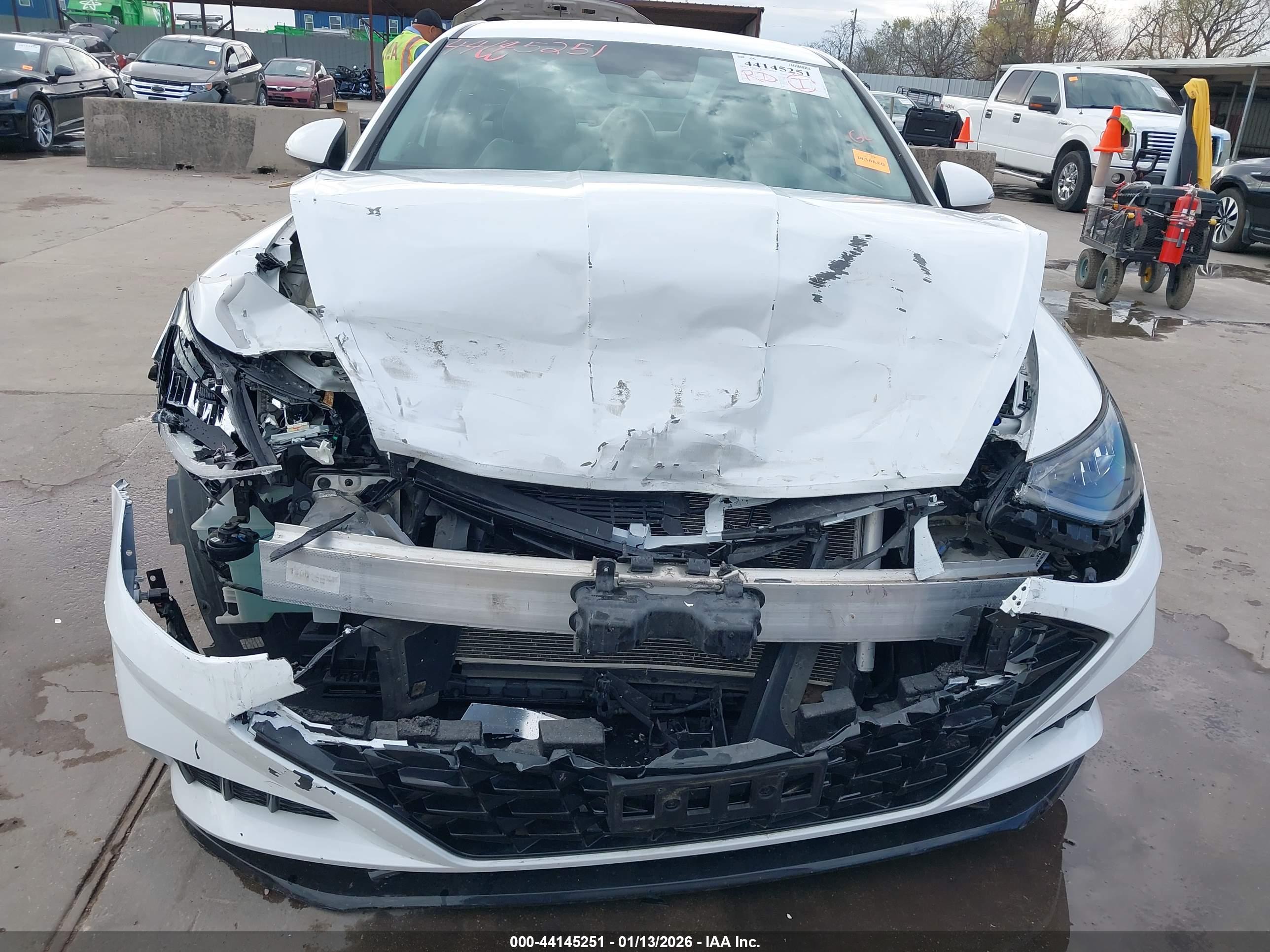HYUNDAI SONATA image 6