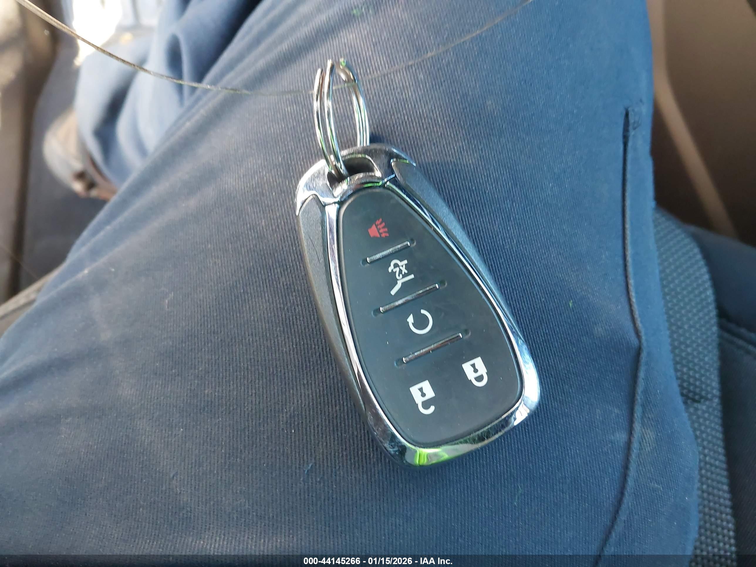 CHEVROLET TRAVERSE image 11